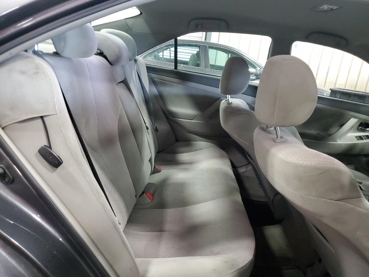 2010 TOYOTA CAMRY