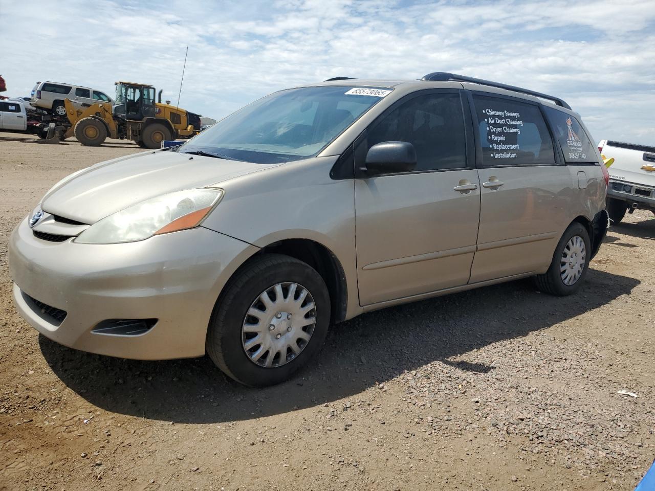2010 TOYOTA SIENNA
