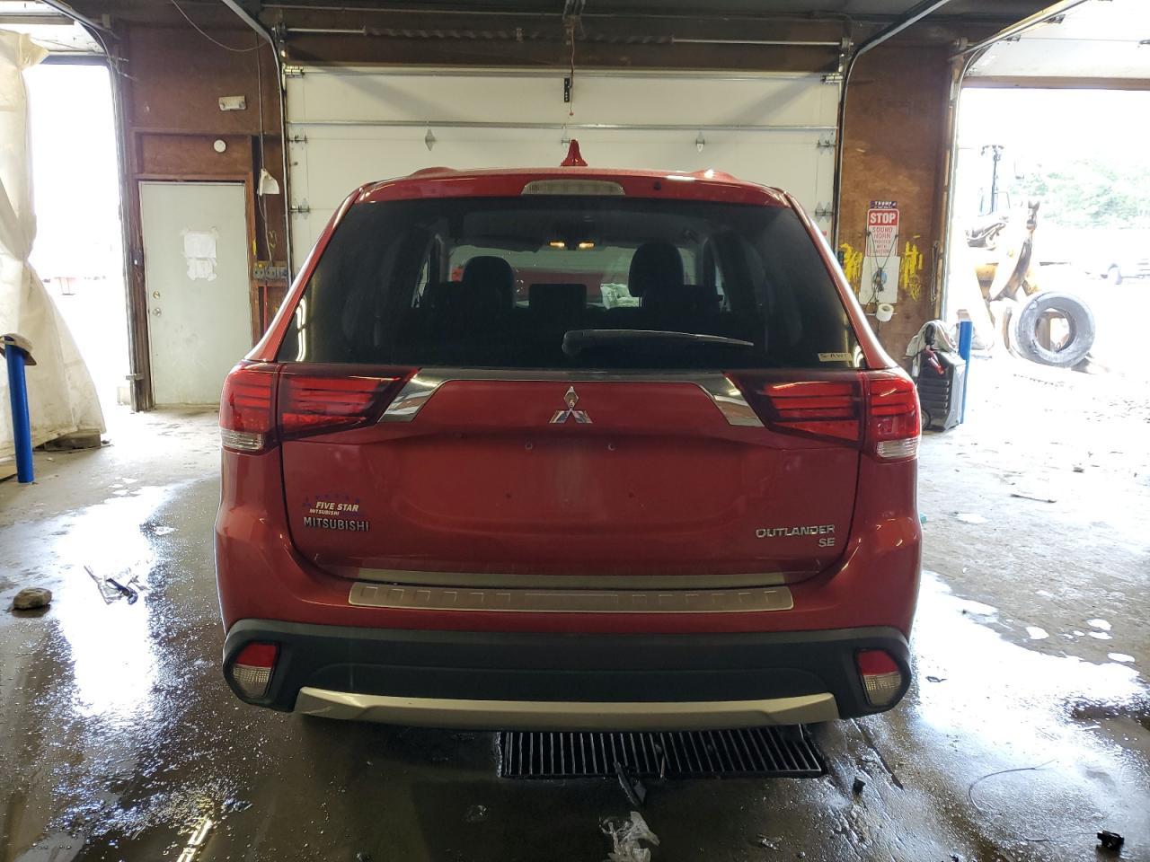 2018 MITSUBISHI outlander
