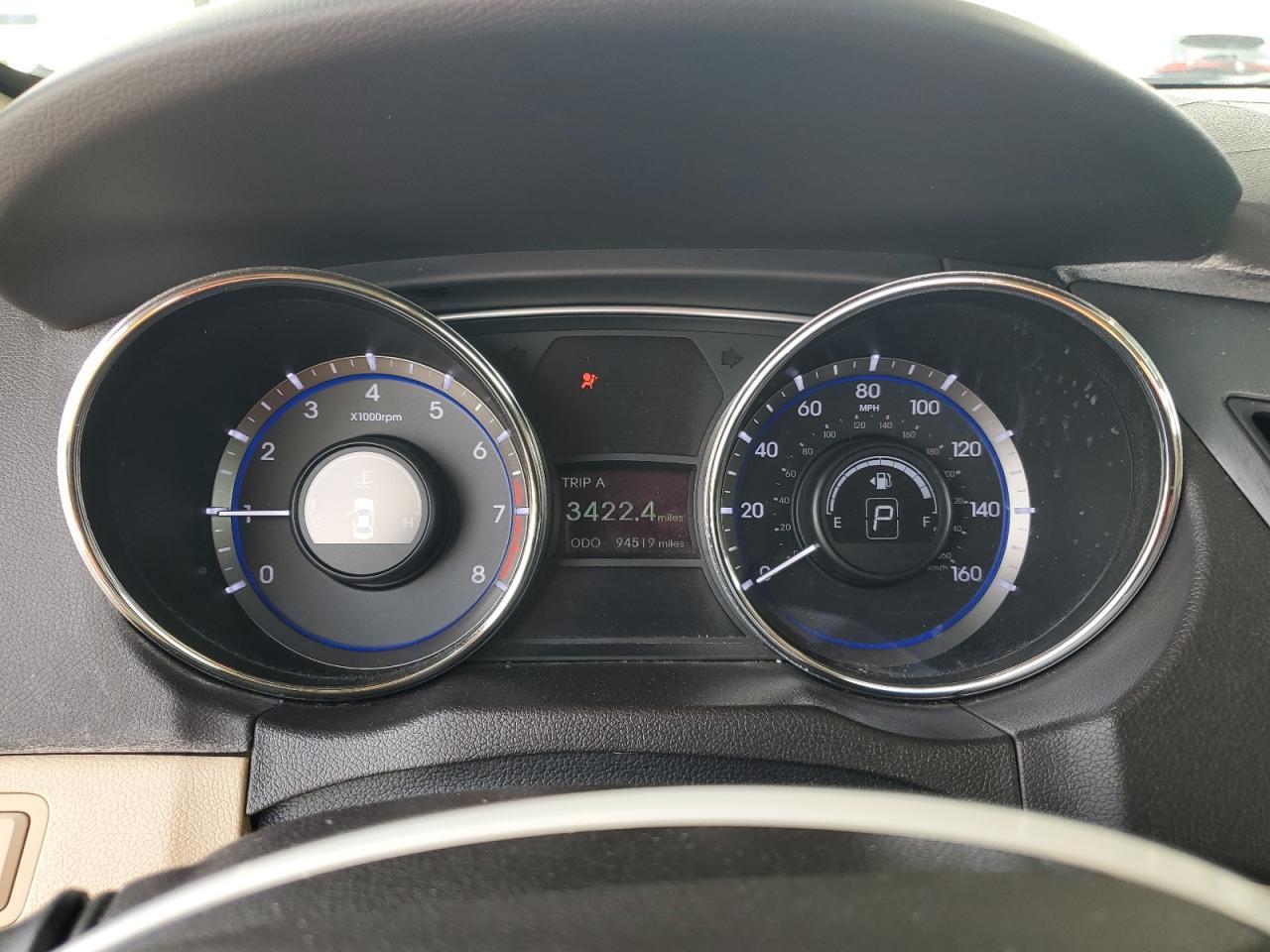 2011 HYUNDAI SONATA