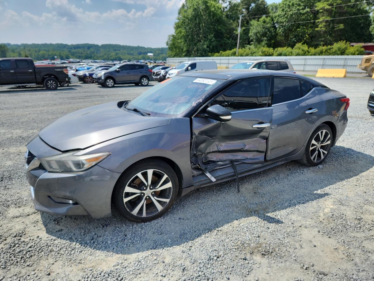 2017 NISSAN Maxima