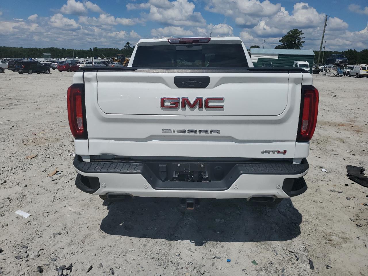 2022 GMC Sierra