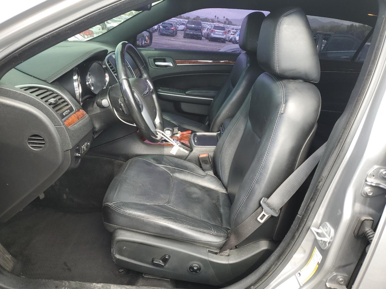 2013 CHRYSLER 300