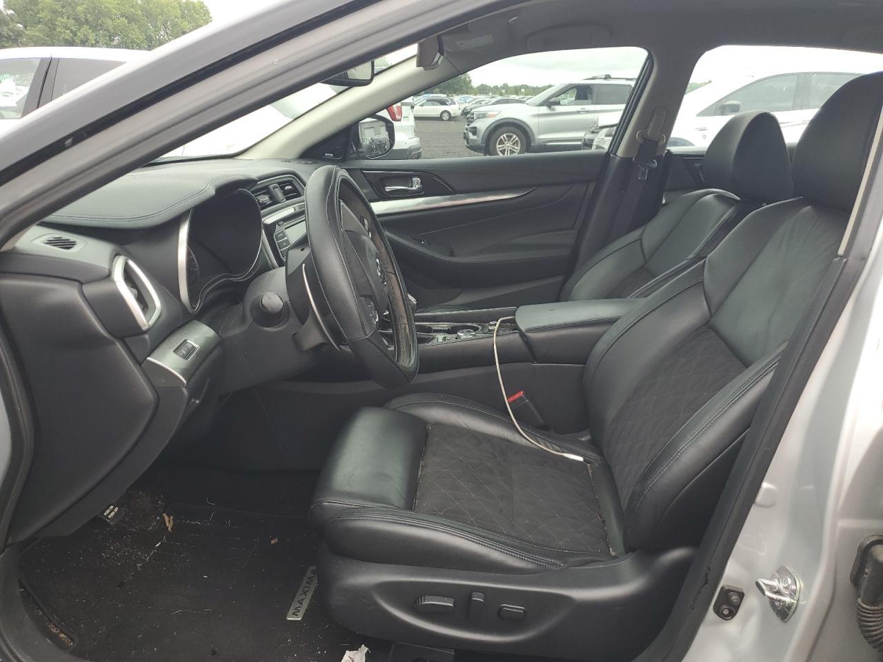 2018 NISSAN Maxima