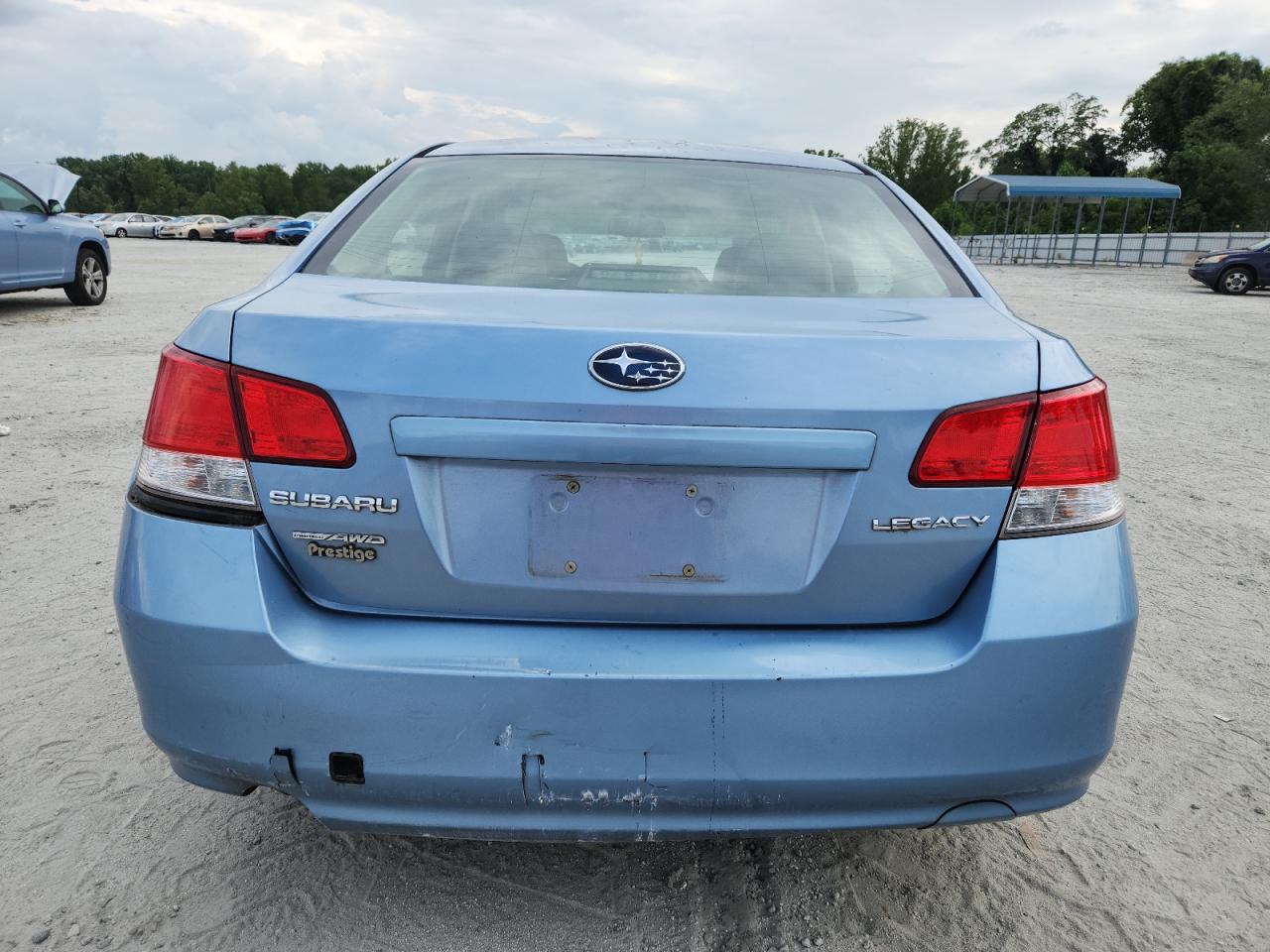 2010 SUBARU Legacy