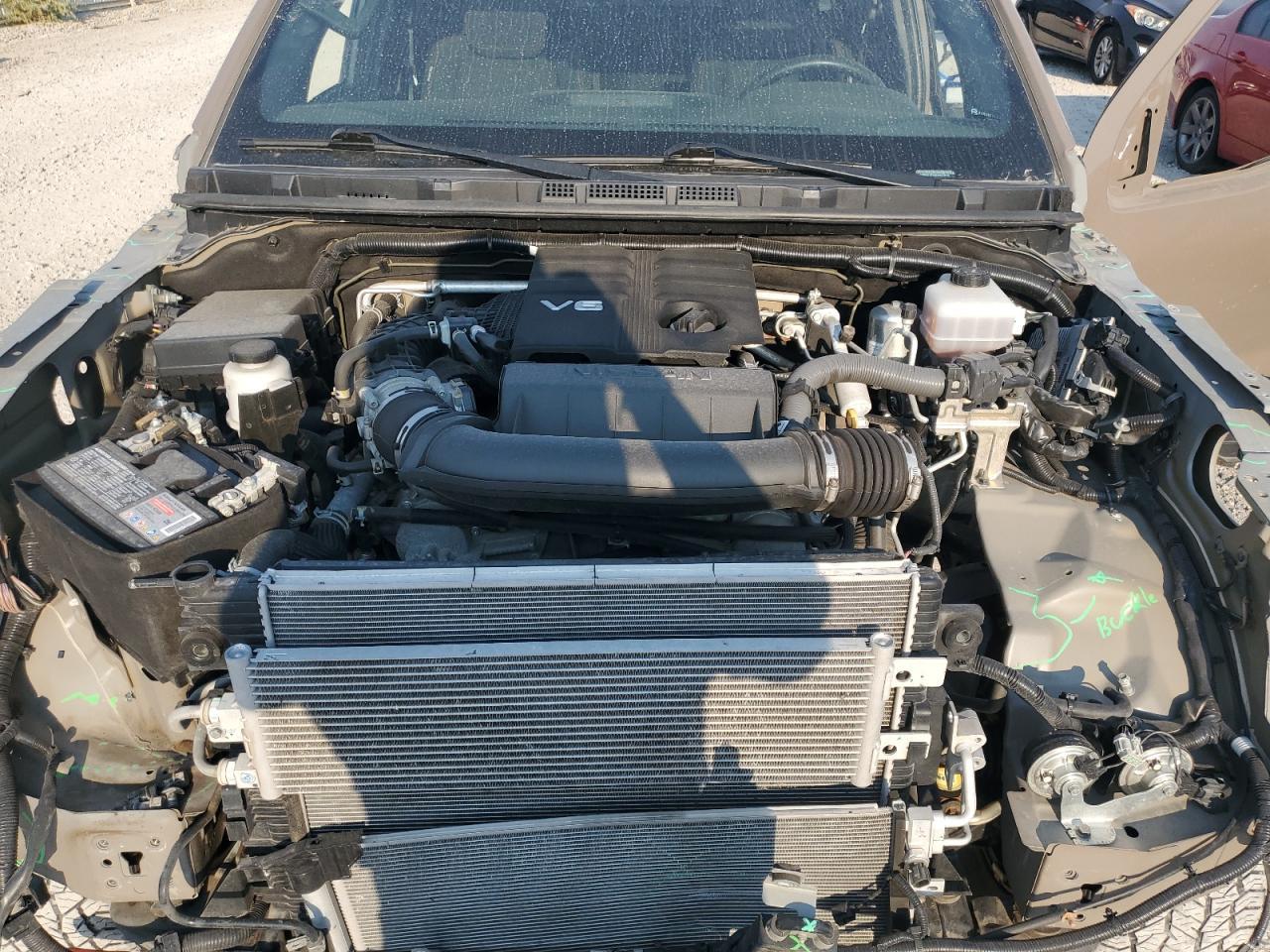 2022 NISSAN Frontier
