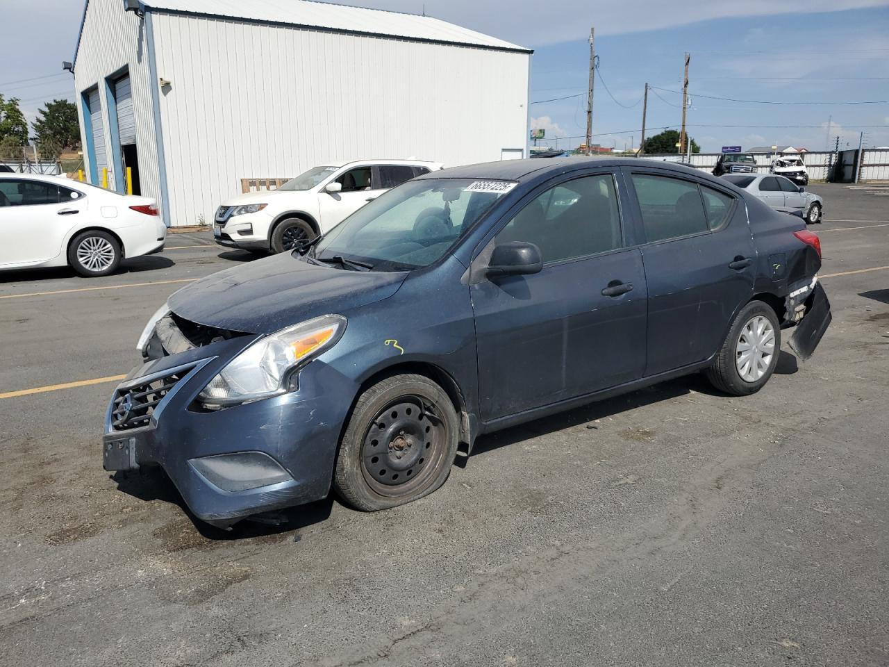 2015 NISSAN VERSA