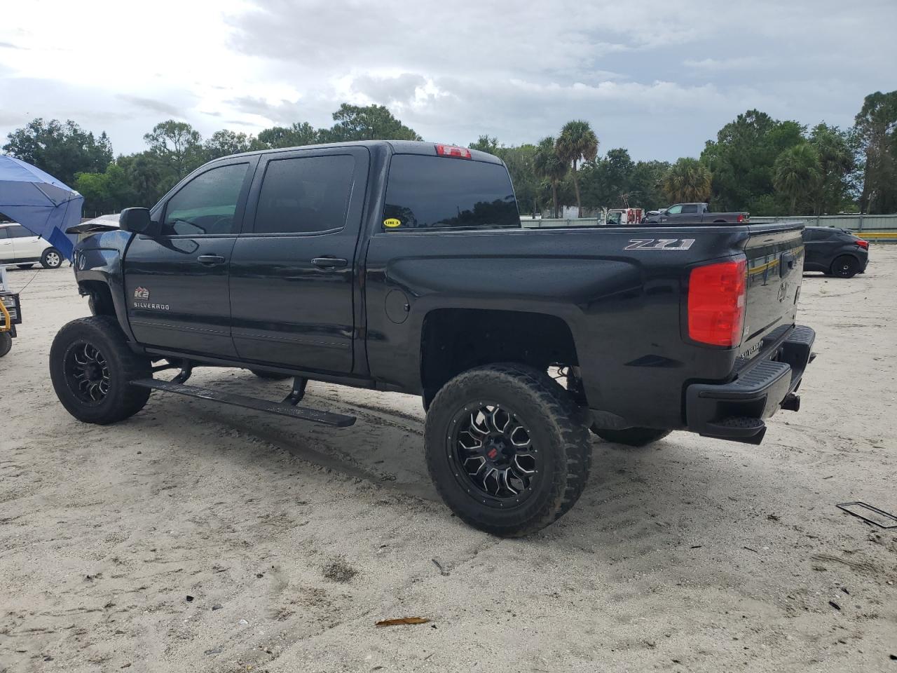 2017 CHEVROLET Silverado