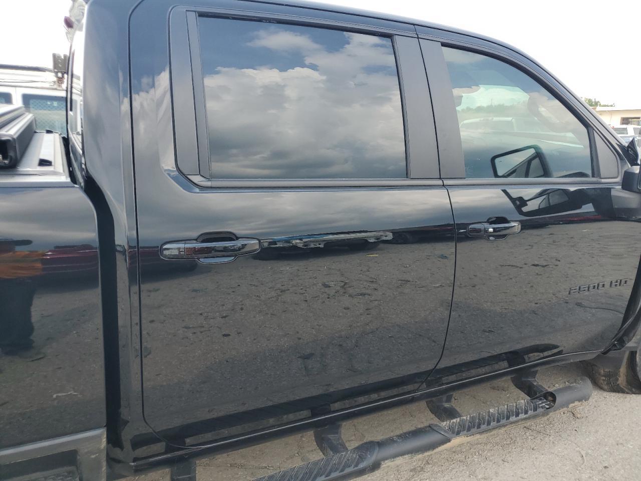 2024 CHEVROLET Silverado