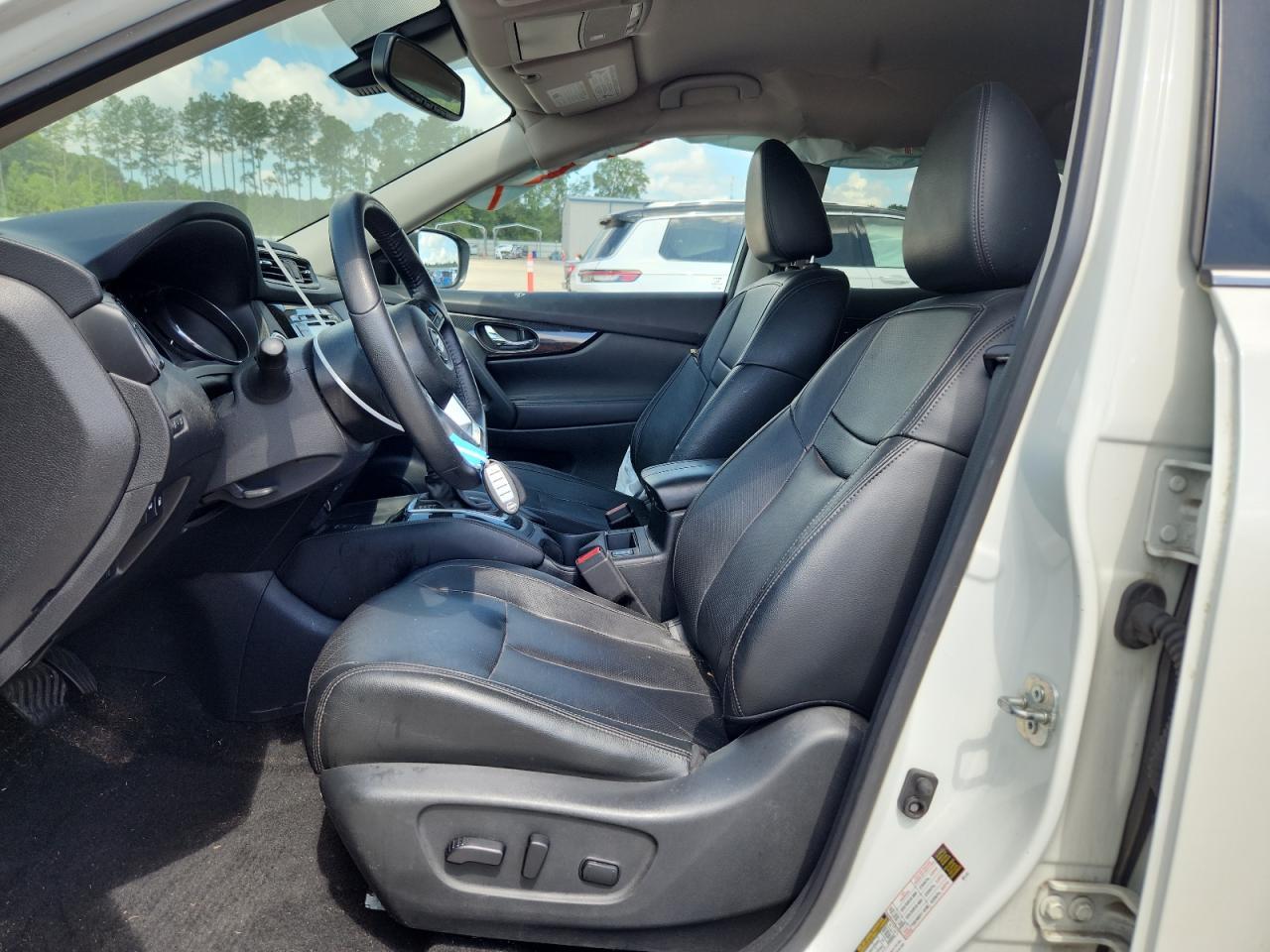 2019 NISSAN ROGUE