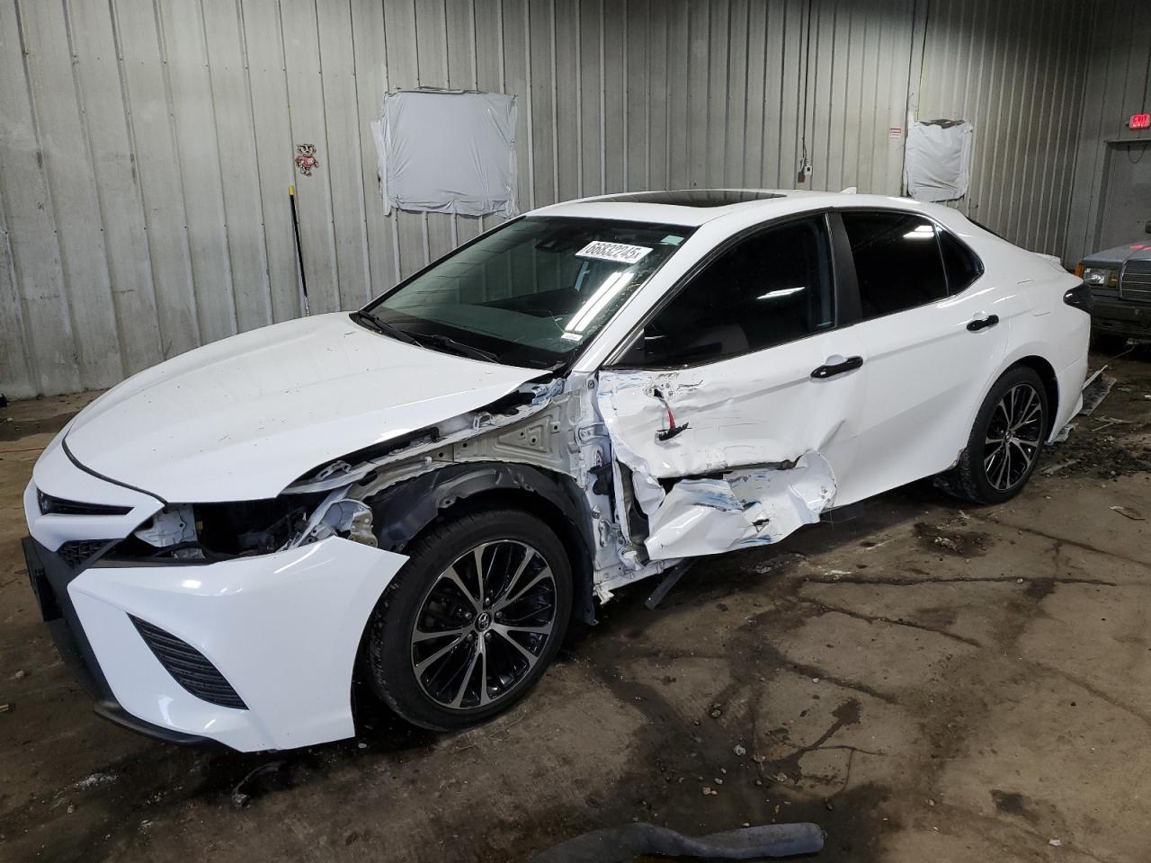 2019 TOYOTA CAMRY
