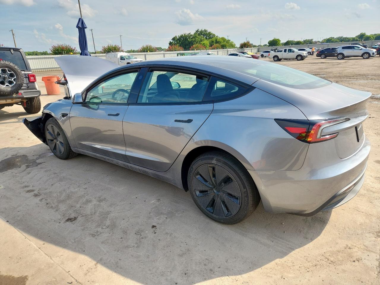 2025 TESLA MODEL 3