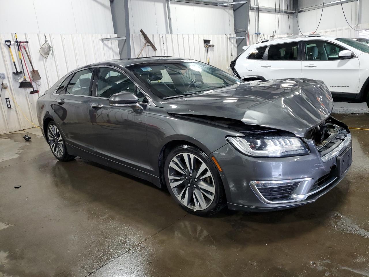 2017 LINCOLN MKZ