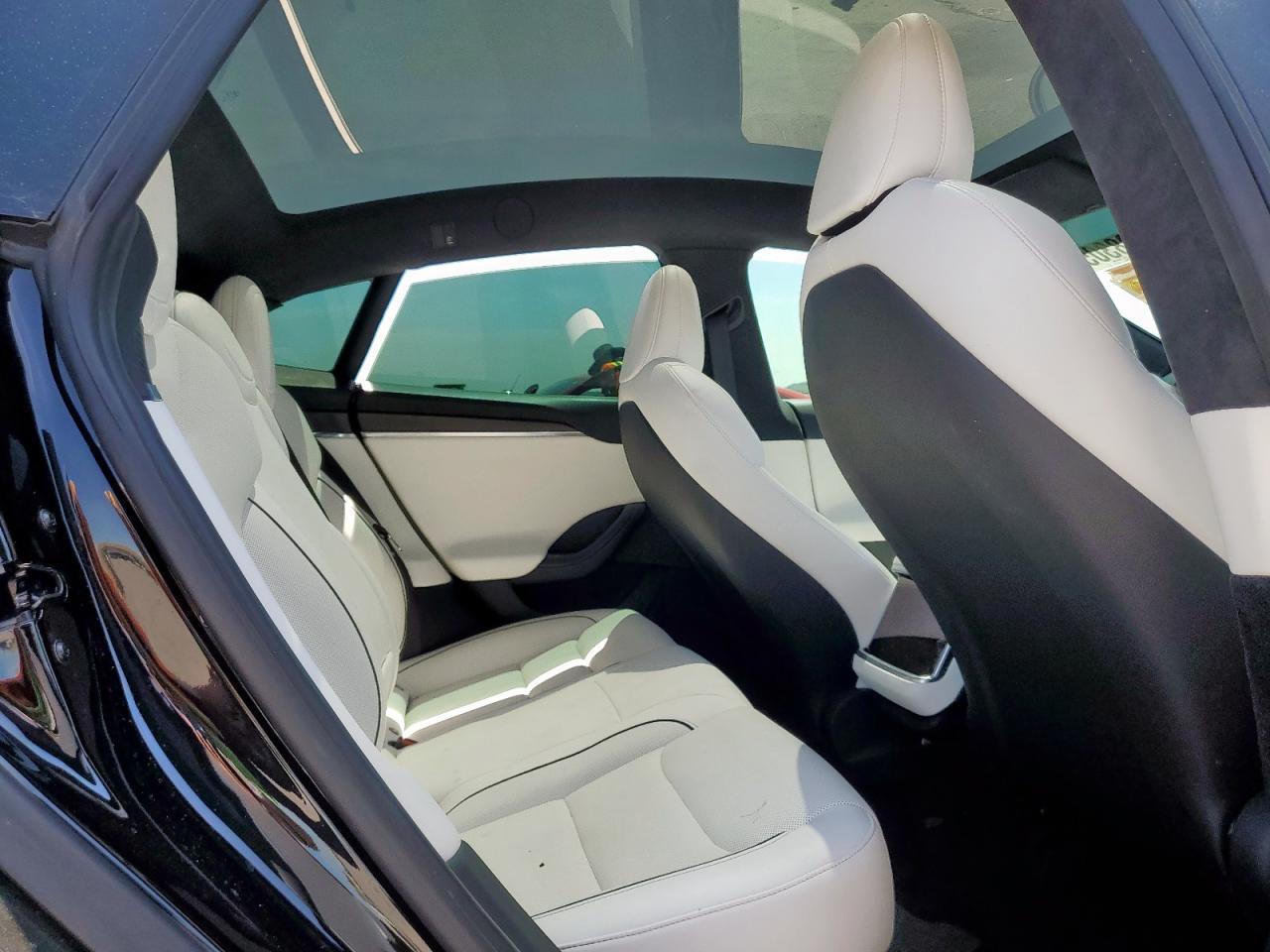 2023 TESLA MODEL S
