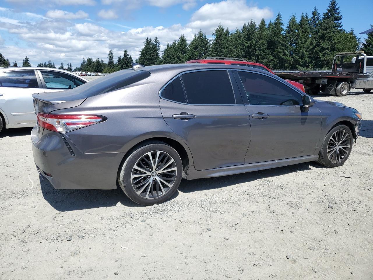 2020 TOYOTA CAMRY