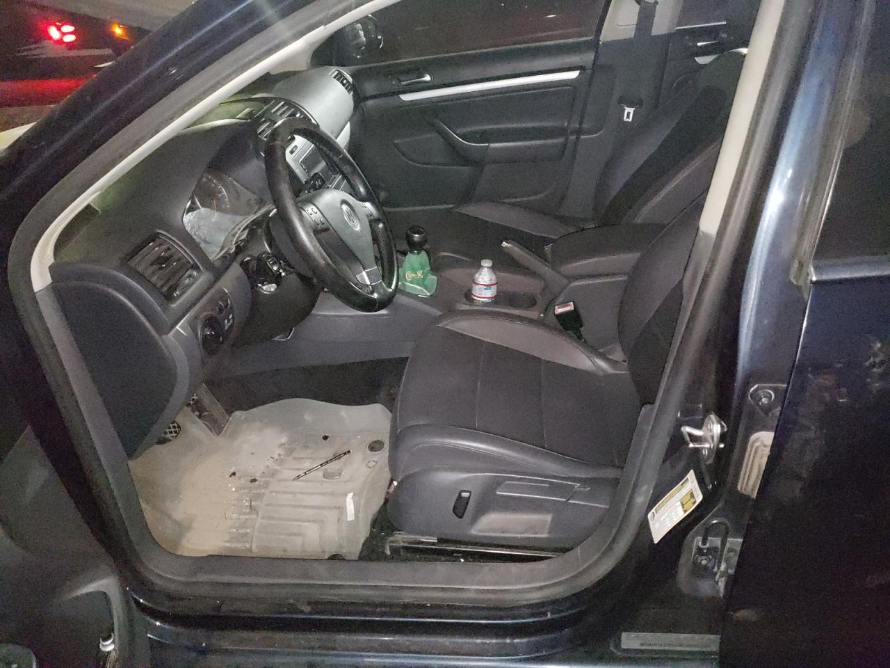 2009 VOLKSWAGEN JETTA