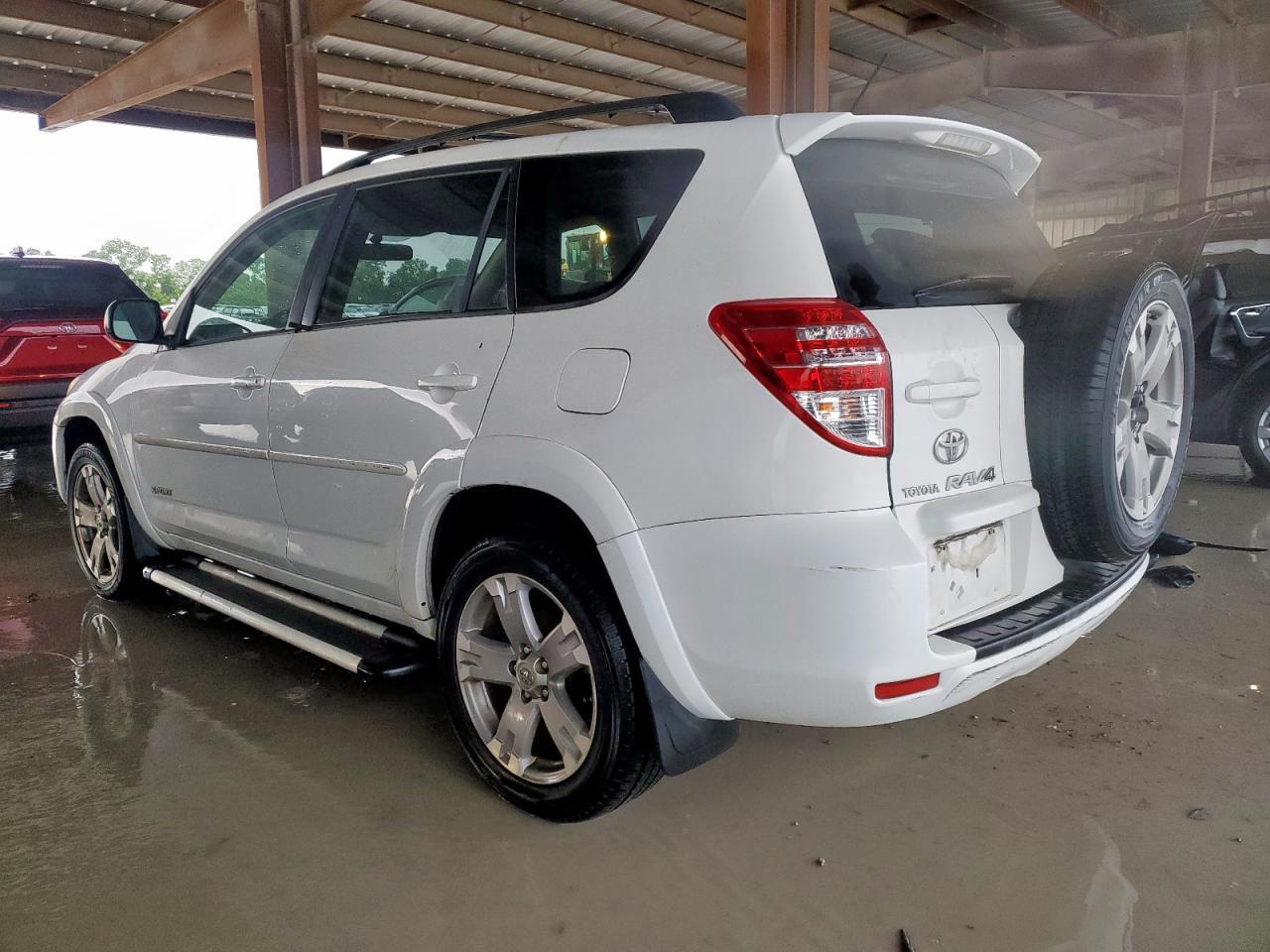2009 TOYOTA RAV4