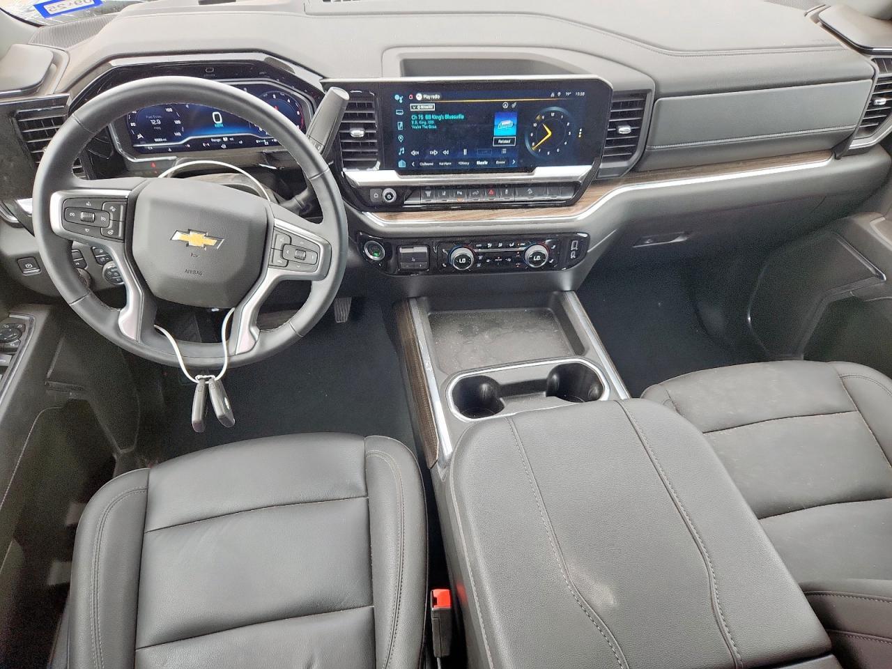 2025 CHEVROLET Silverado