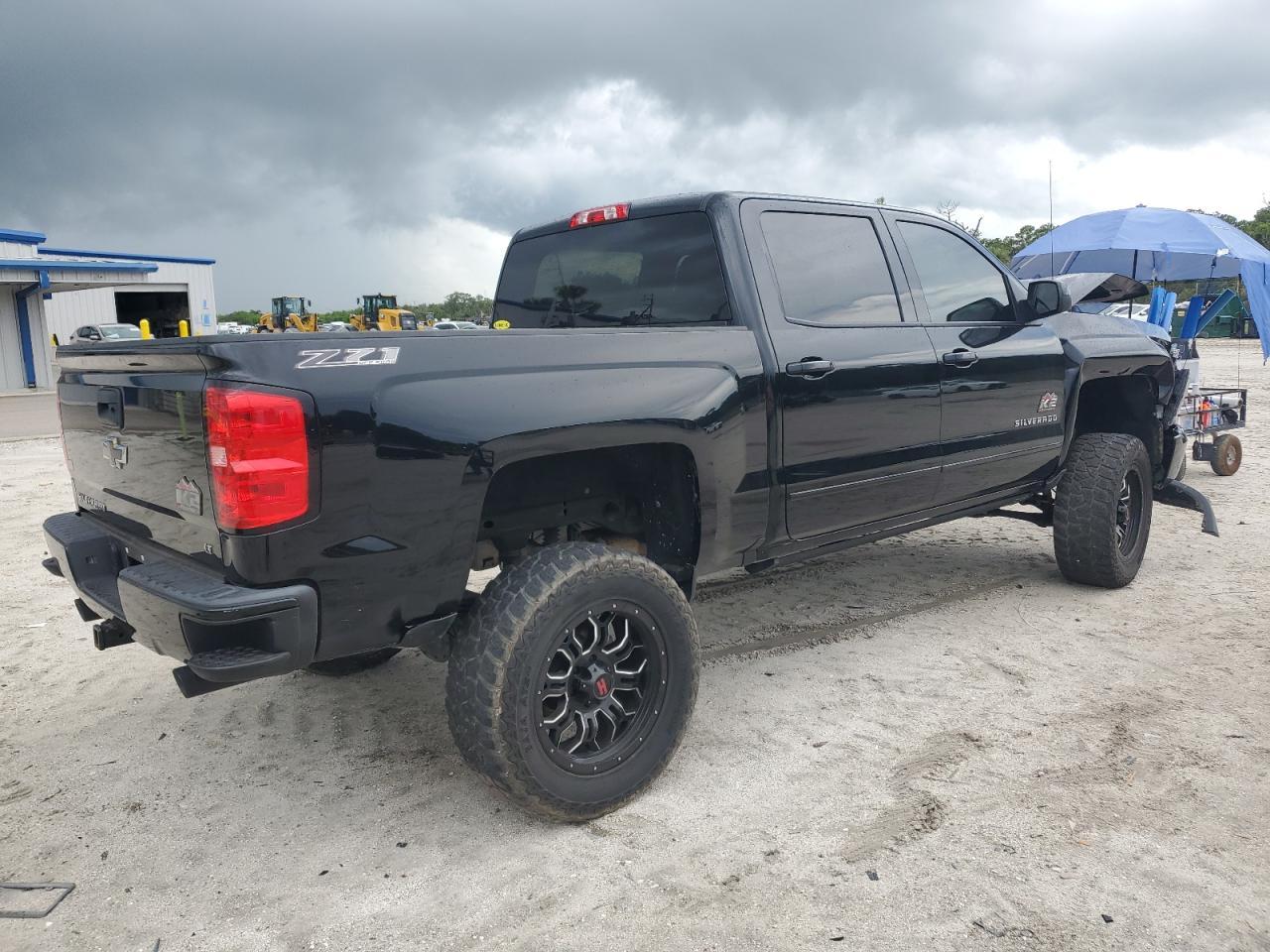 2017 CHEVROLET Silverado