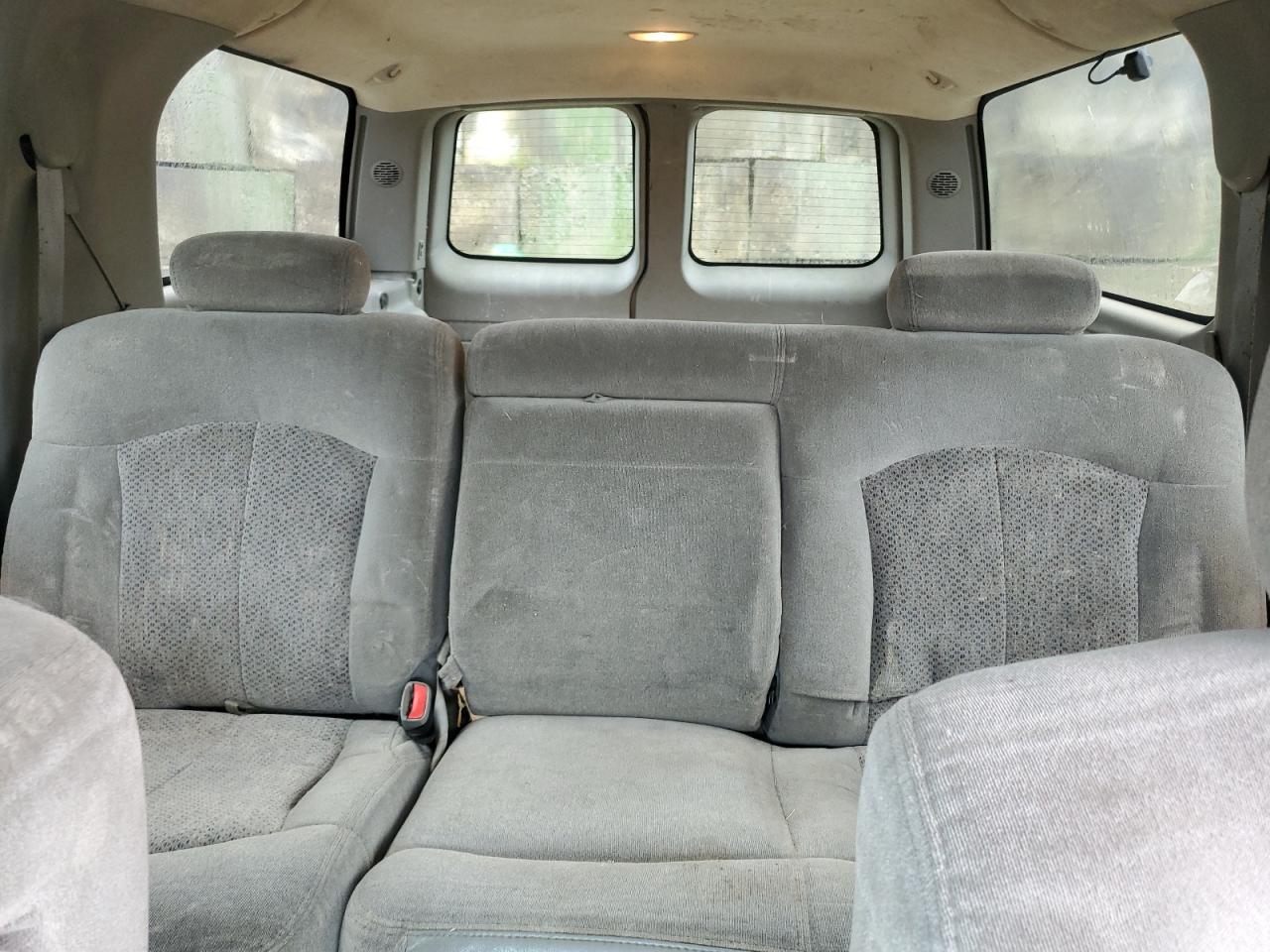 2001 CHEVROLET Suburban