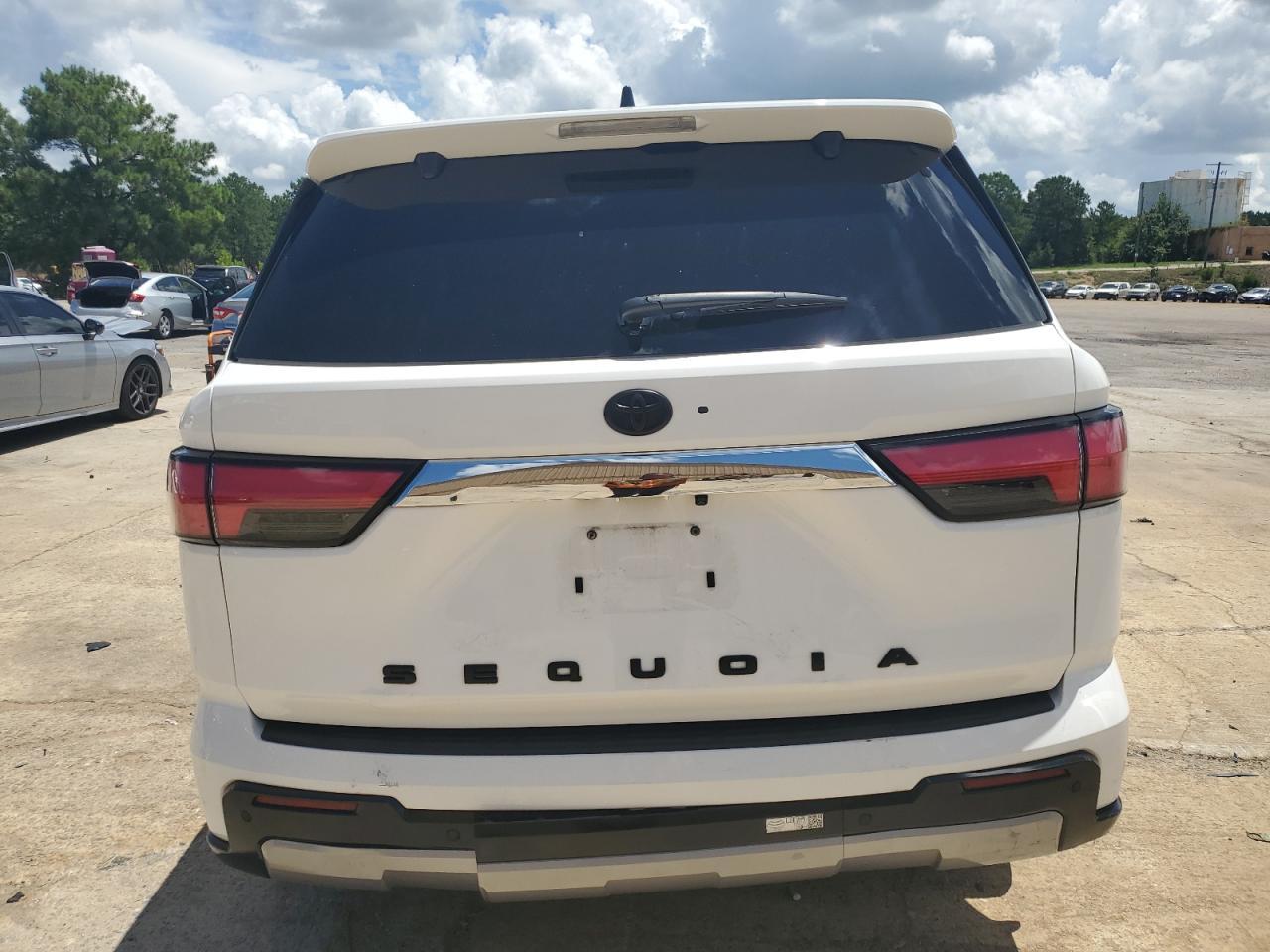 2024 TOYOTA Sequoia