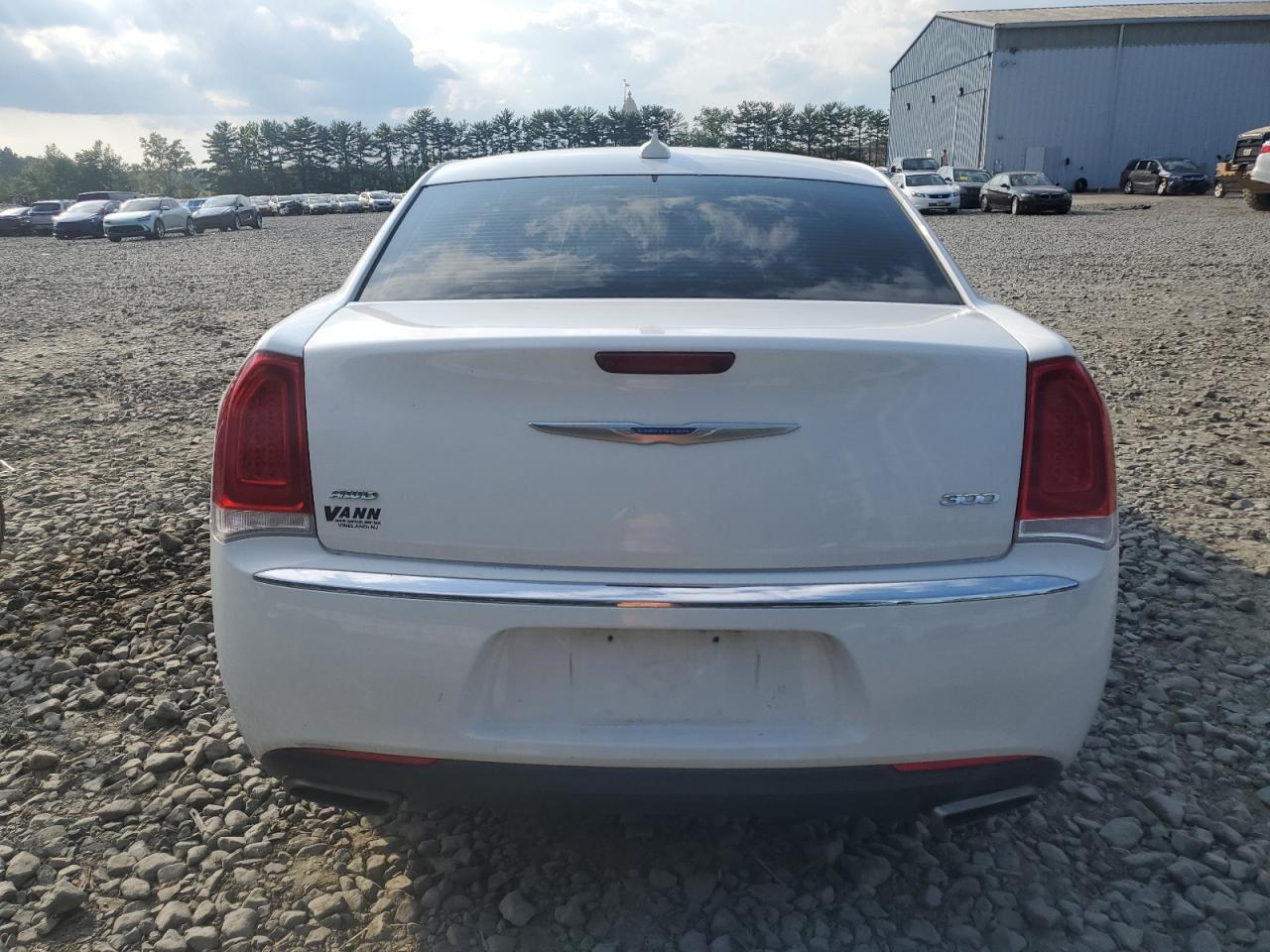 2018 CHRYSLER 300