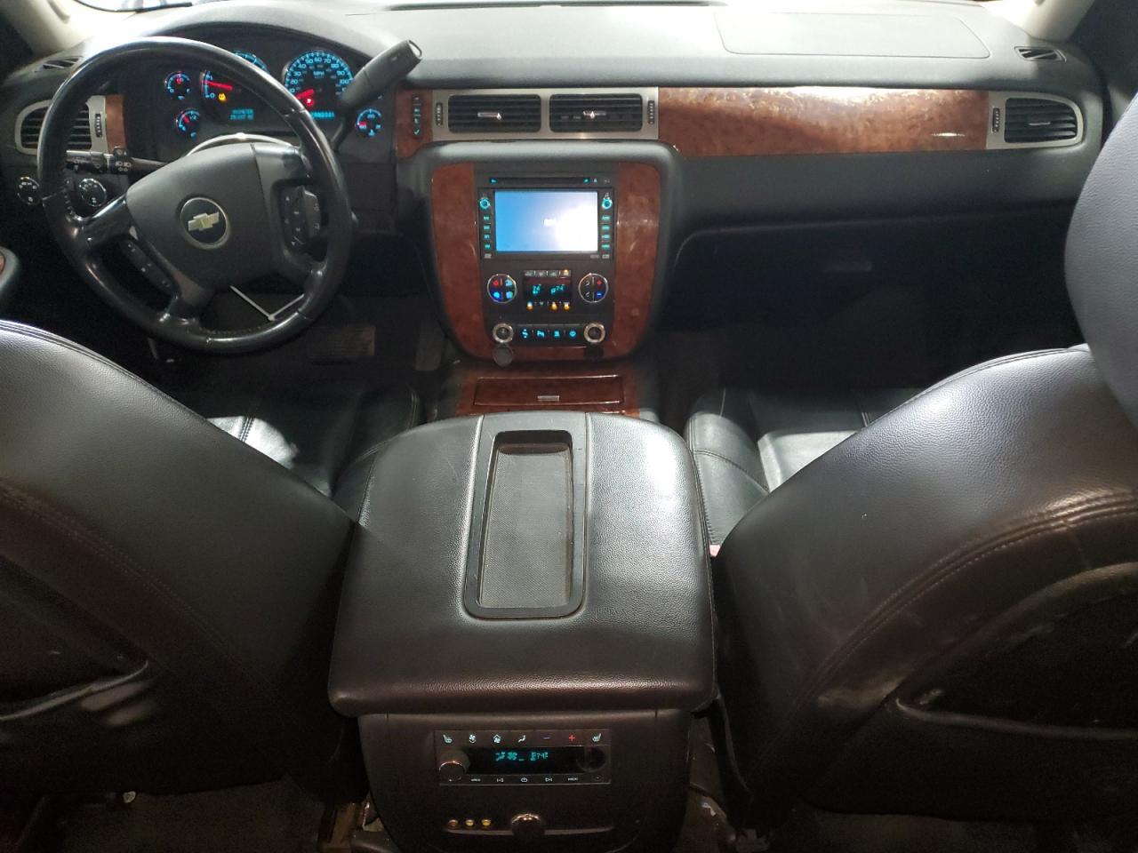 2008 CHEVROLET Suburban