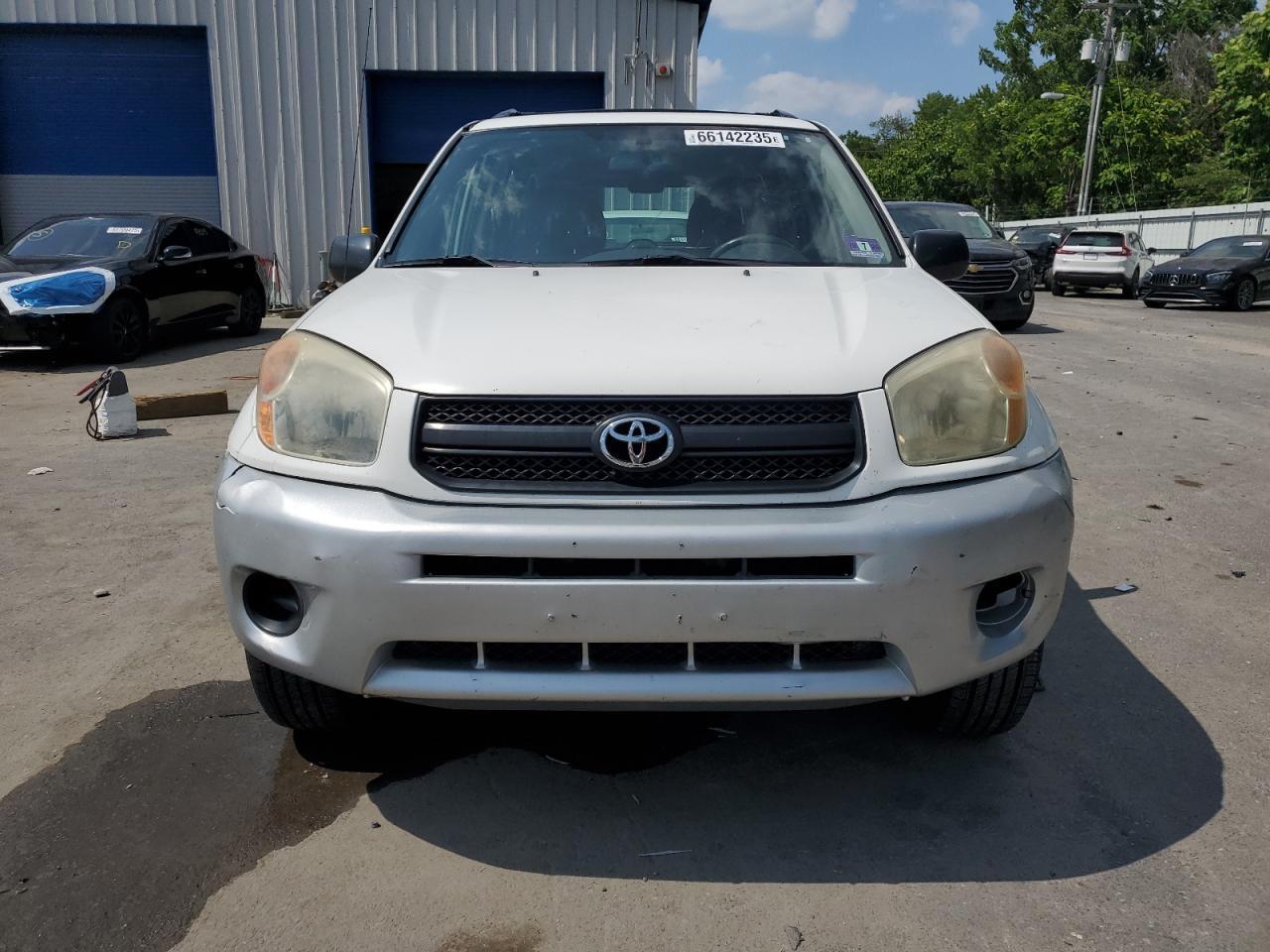 2004 TOYOTA RAV4