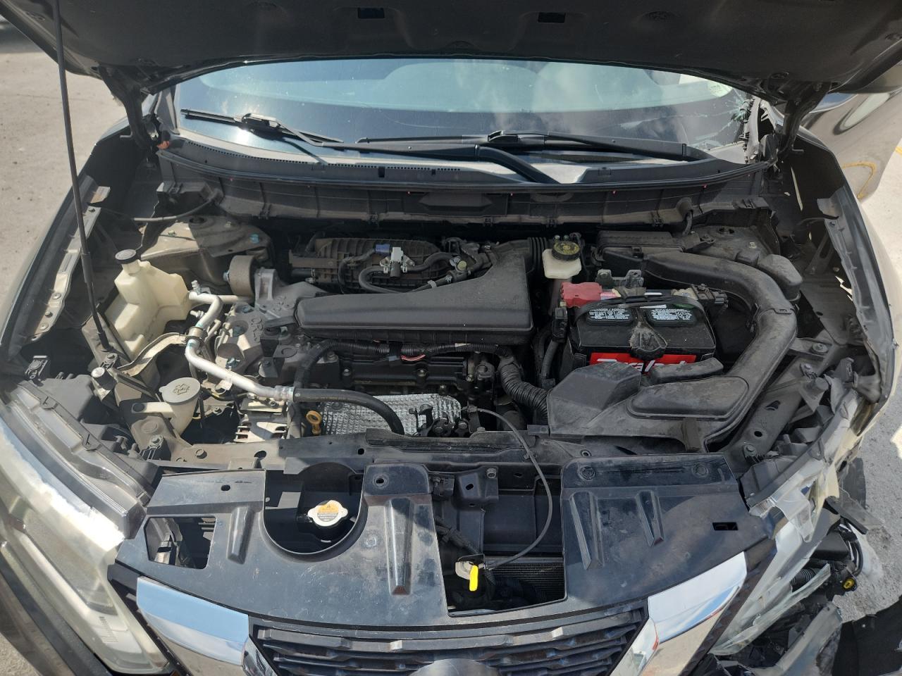 2017 NISSAN ROGUE