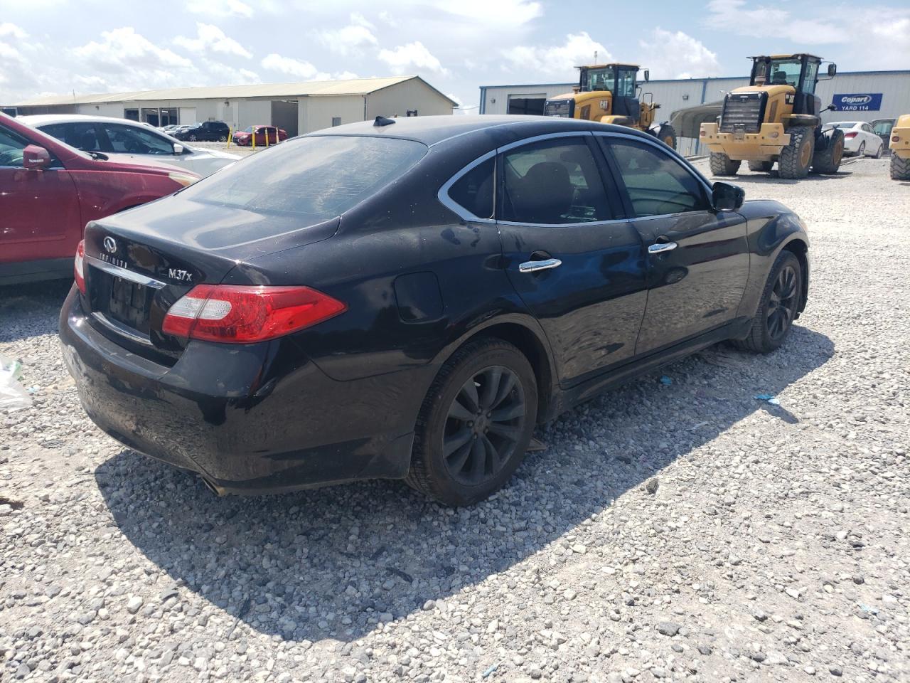 2013 INFINITI M37