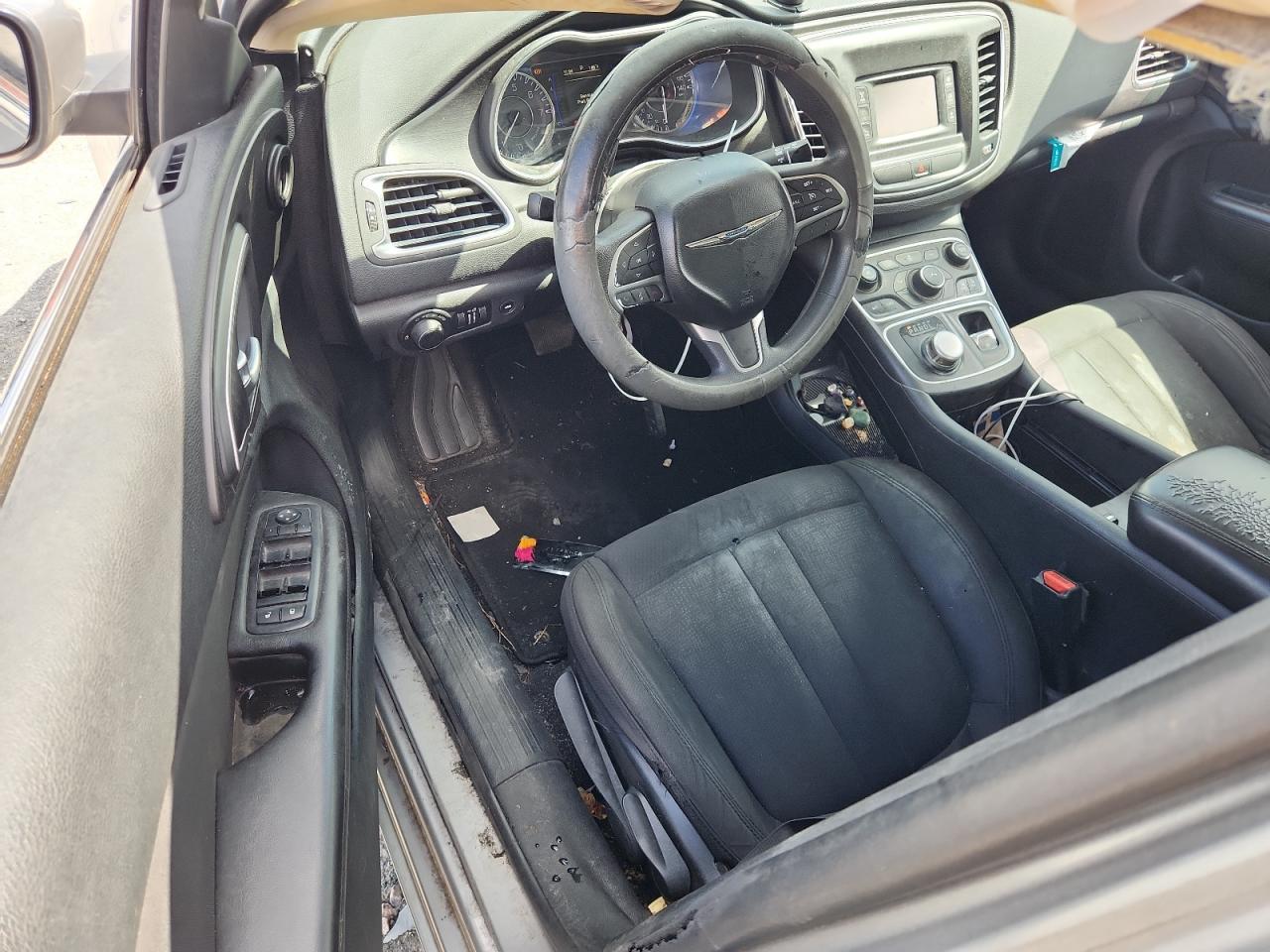2015 CHRYSLER 200