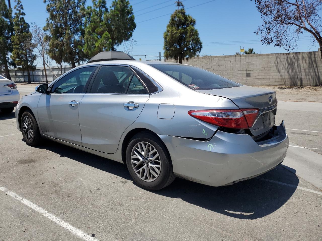 2016 TOYOTA CAMRY
