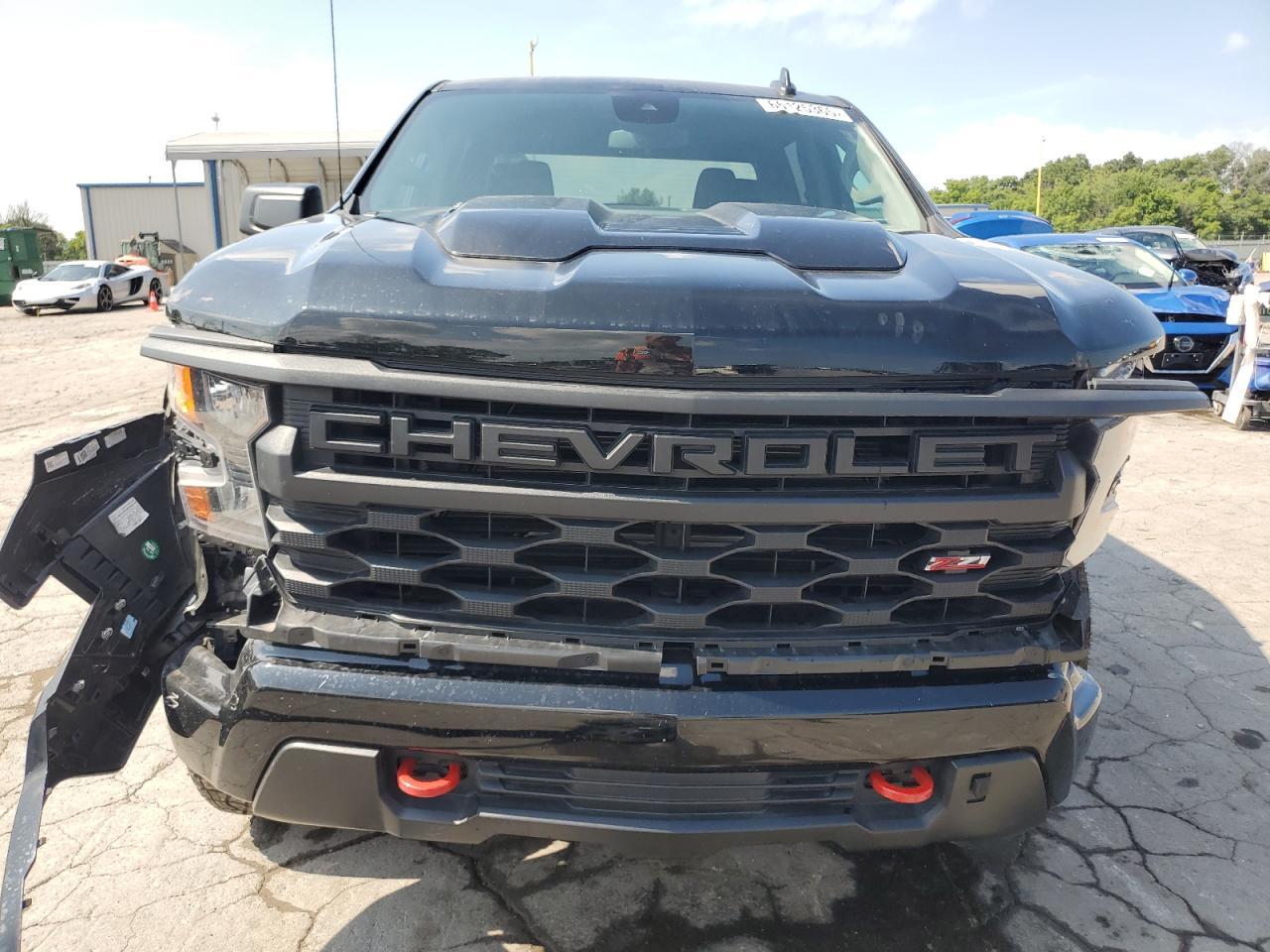 2025 CHEVROLET Silverado