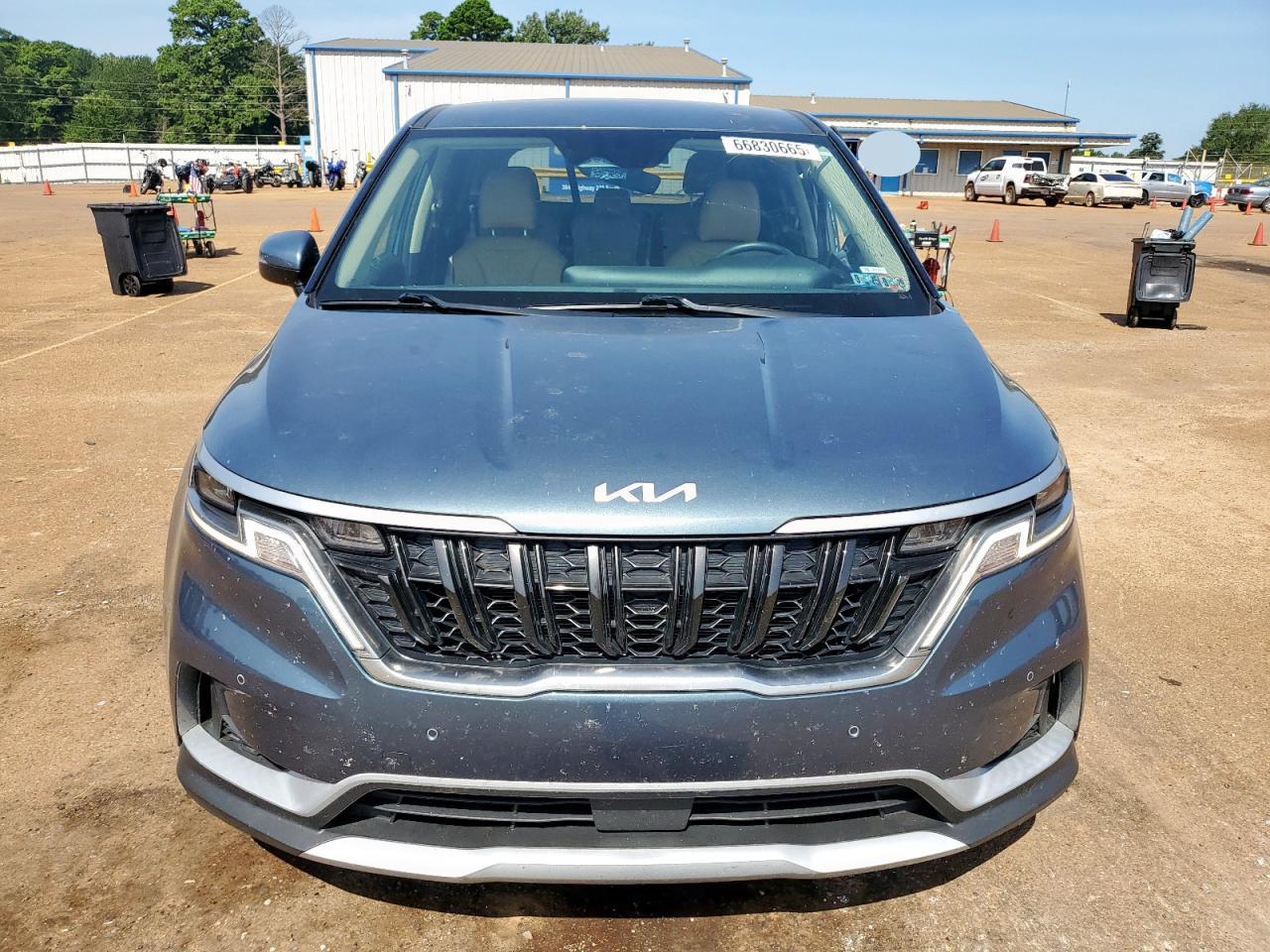 2024 KIA Carnival