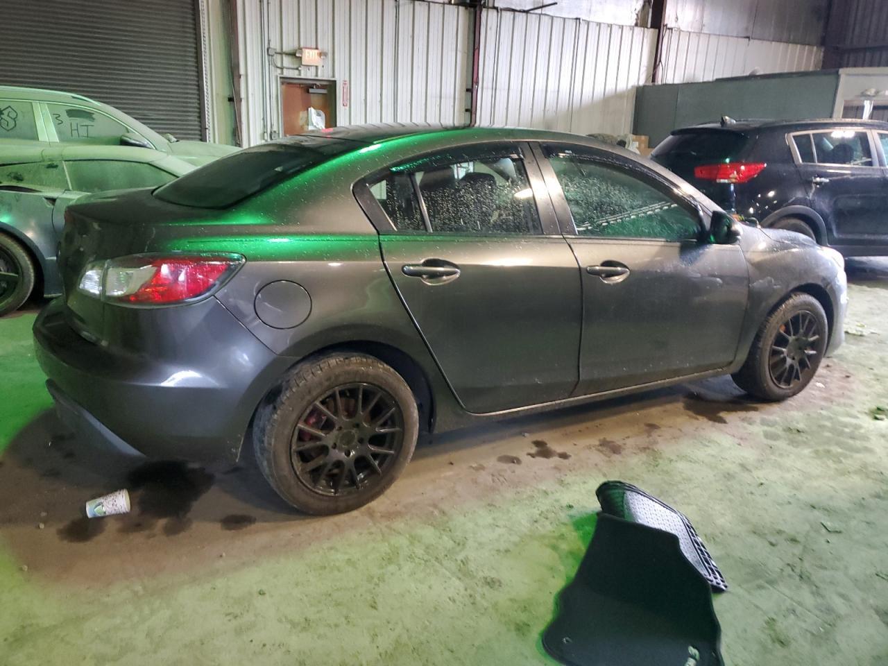 2010 MAZDA 3