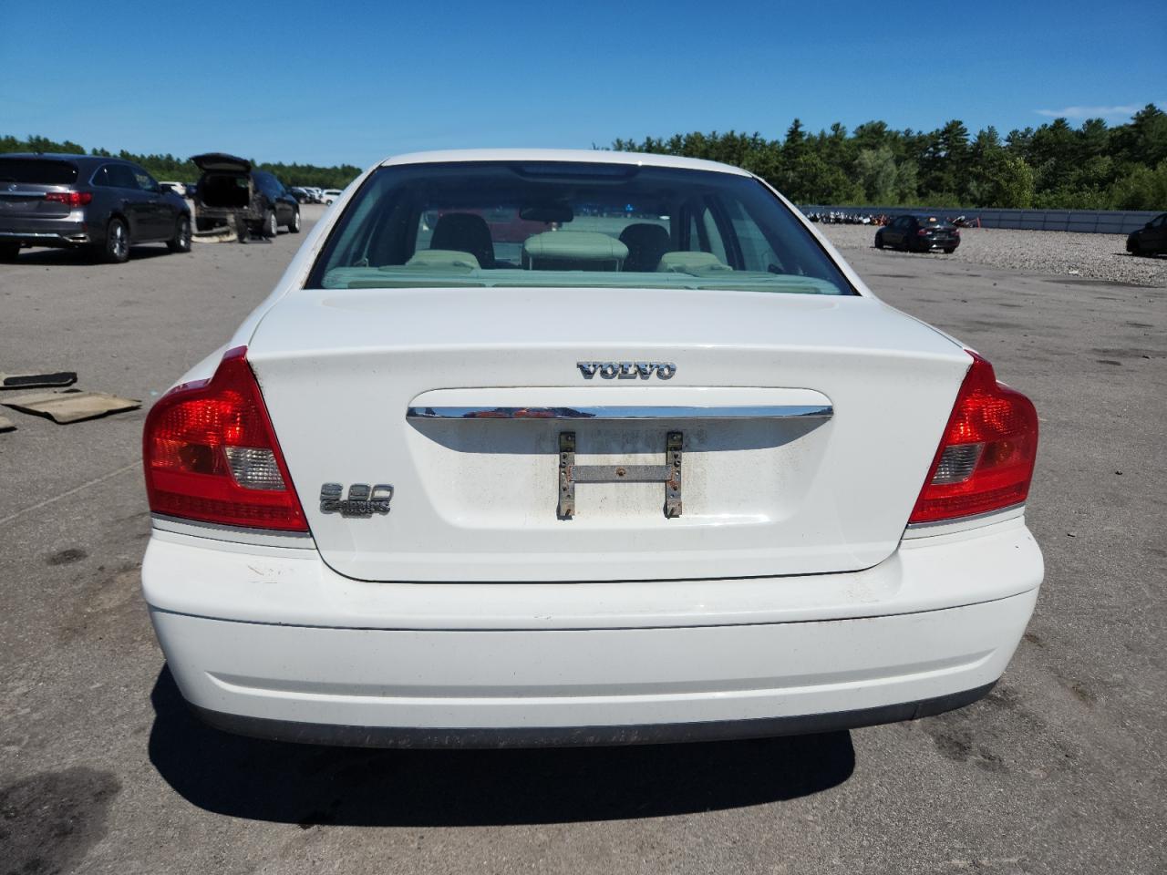 2005 VOLVO S80