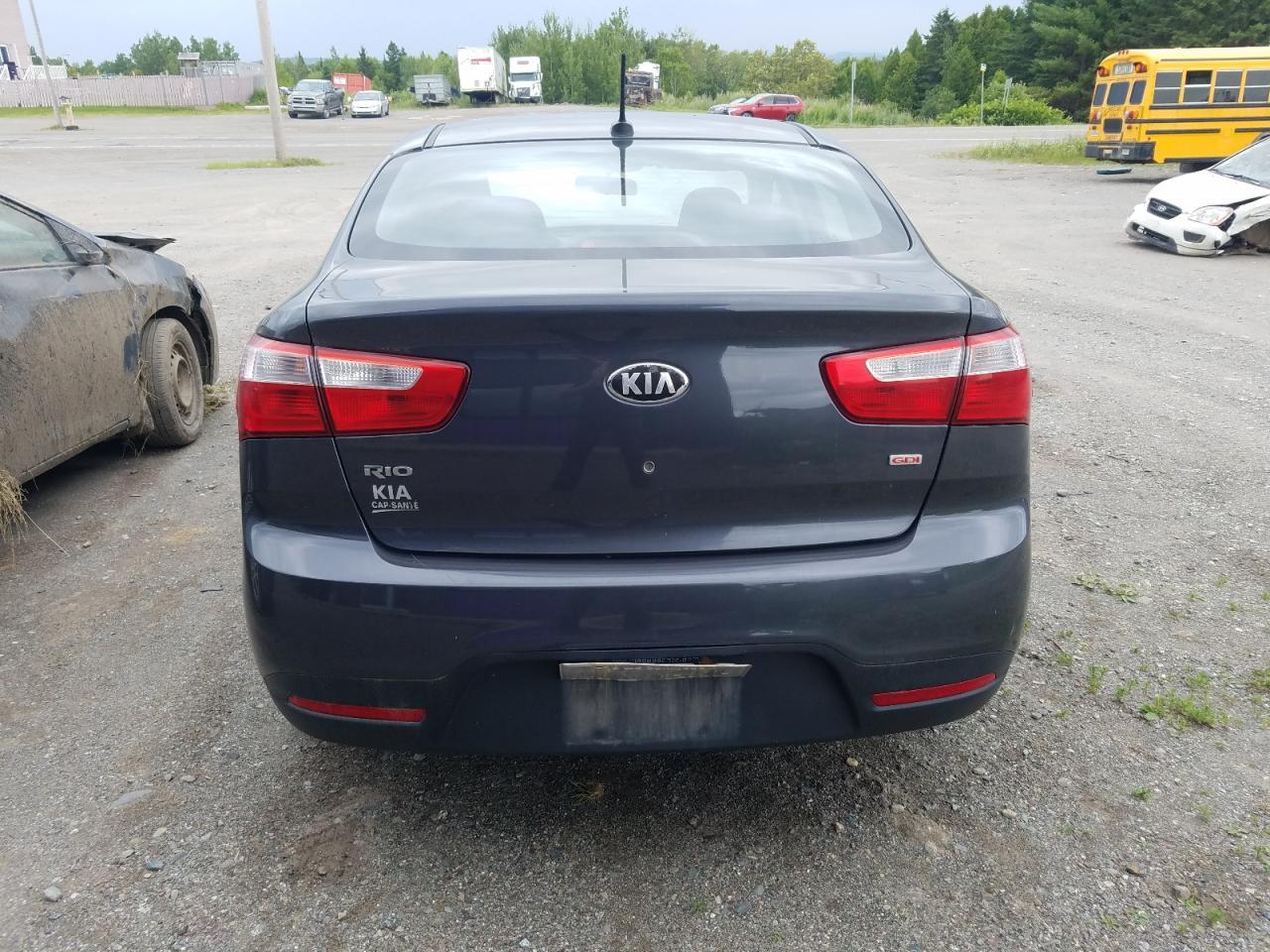 2013 KIA RIO