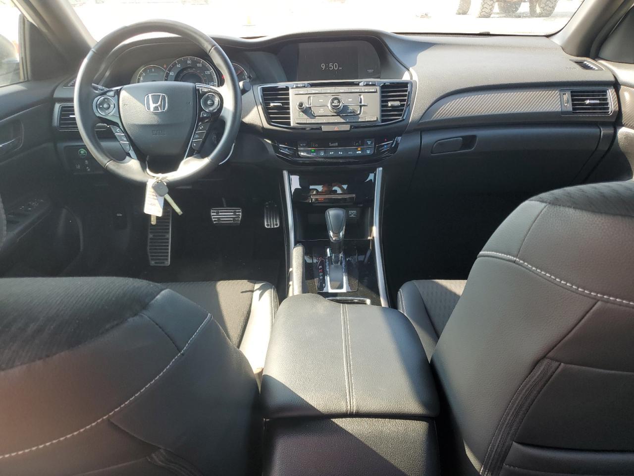 2017 HONDA ACCORD