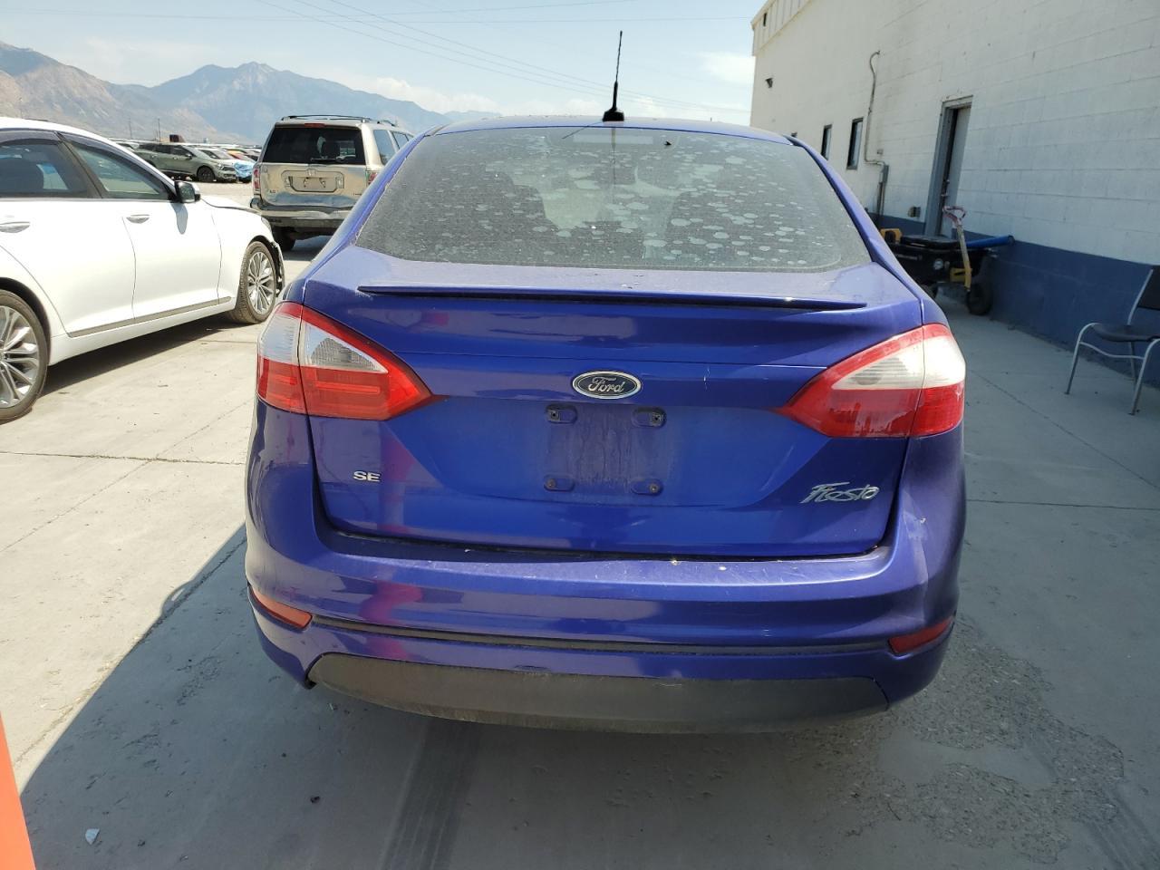 2014 FORD Fiesta