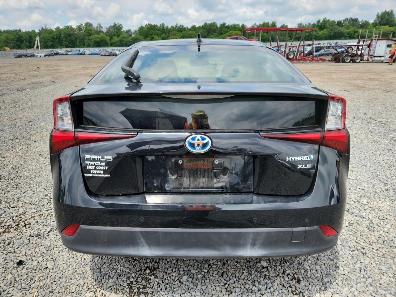 2019 TOYOTA PRIUS