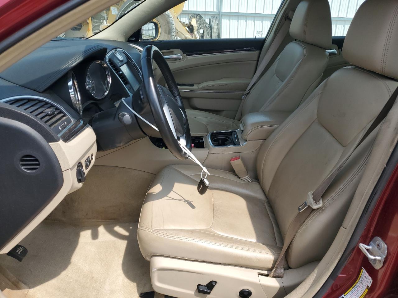 2011 CHRYSLER 300