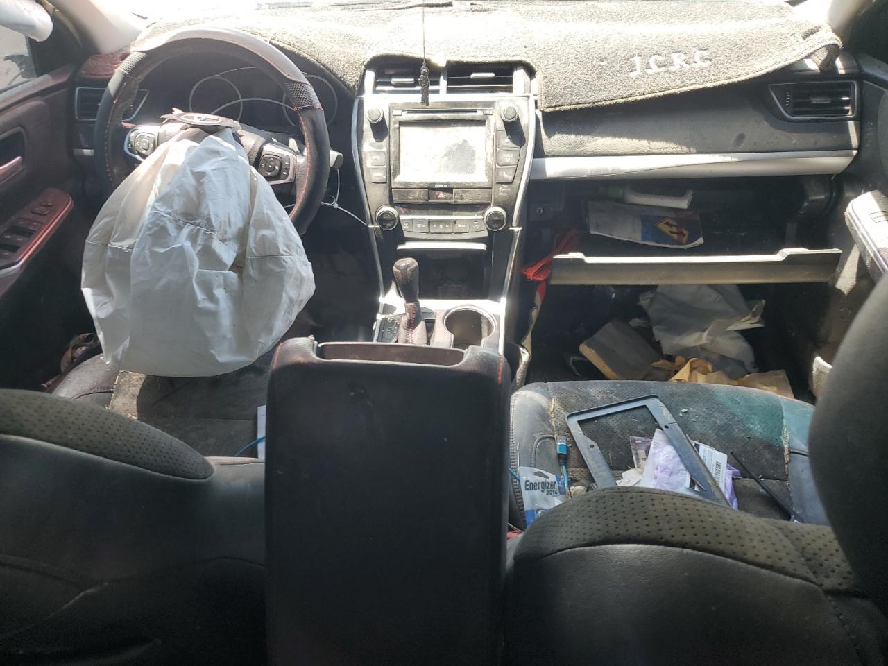 2016 TOYOTA CAMRY