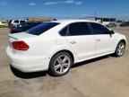 2014 VOLKSWAGEN Passat