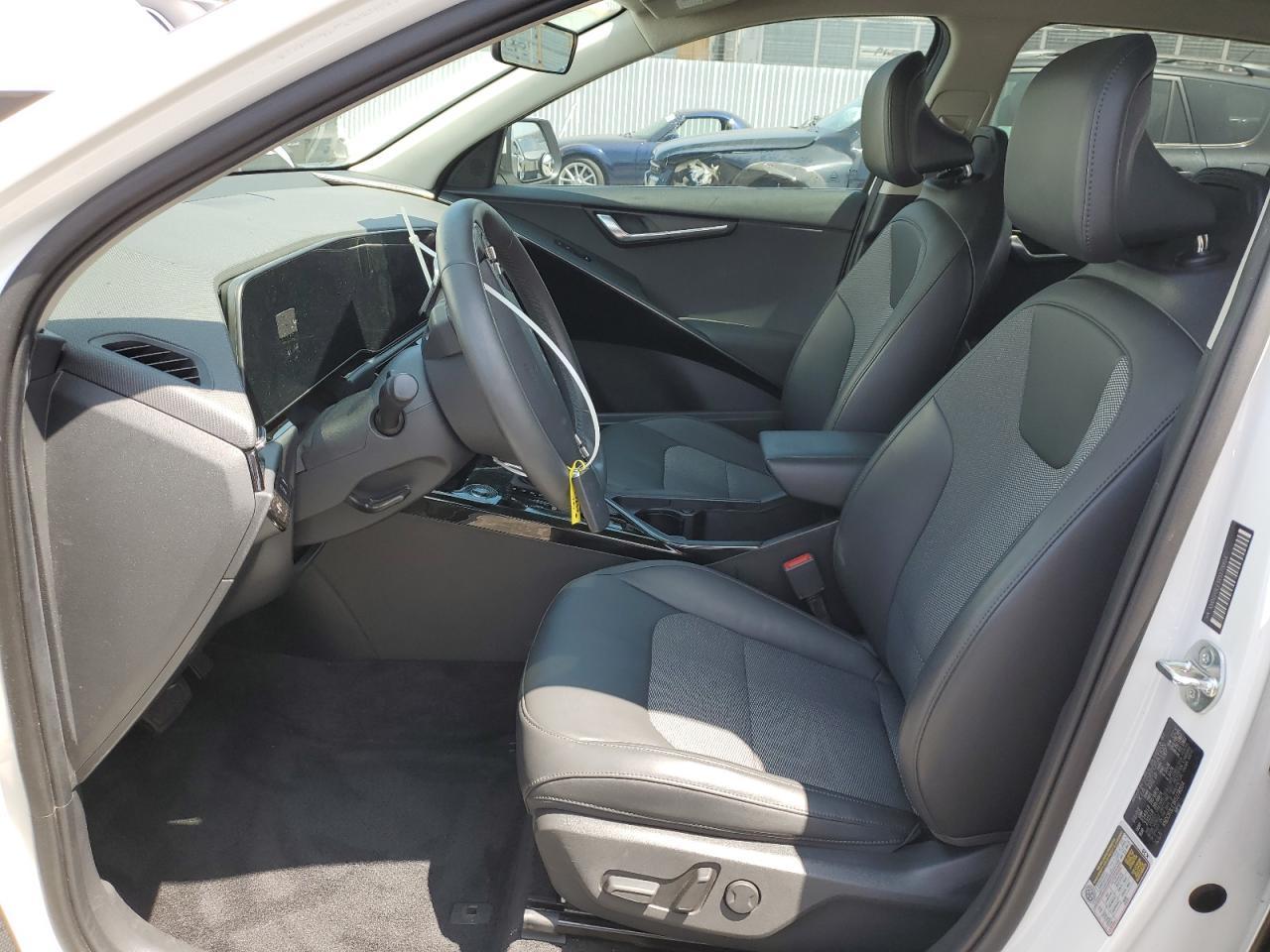 2024 KIA Niro