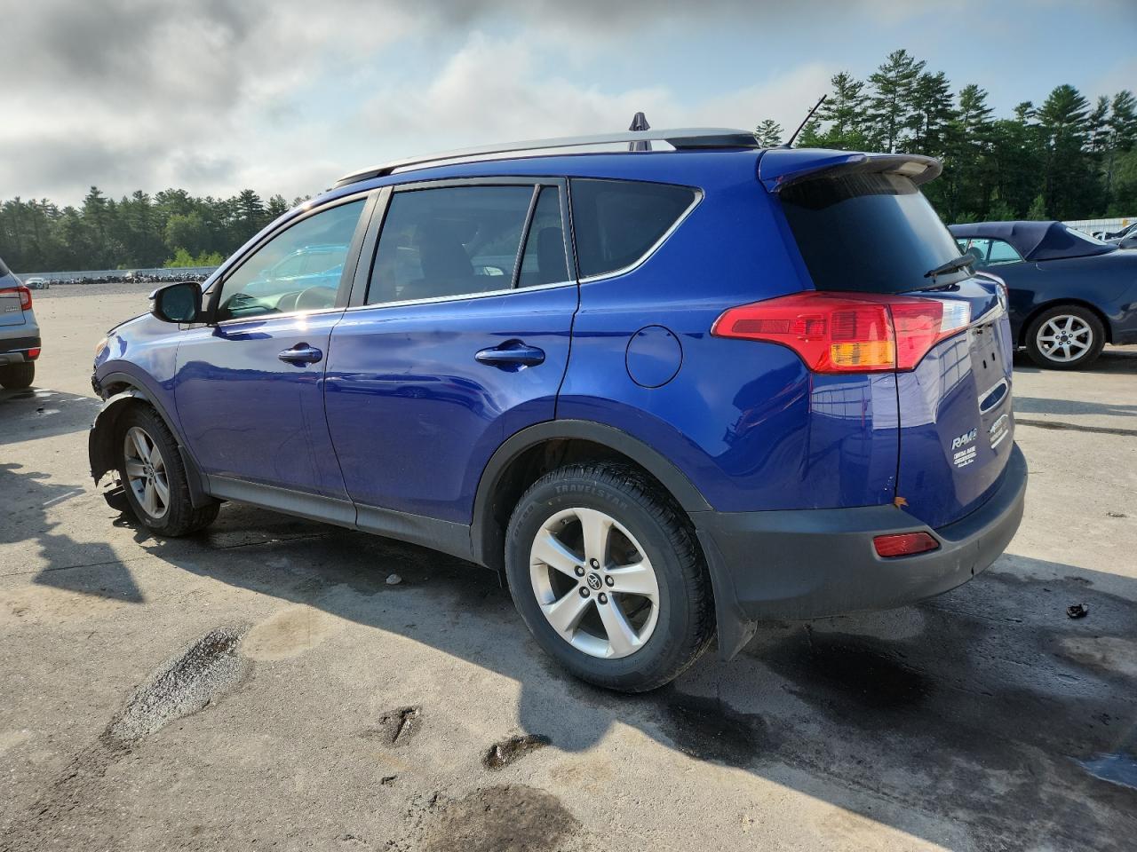 2015 TOYOTA RAV4