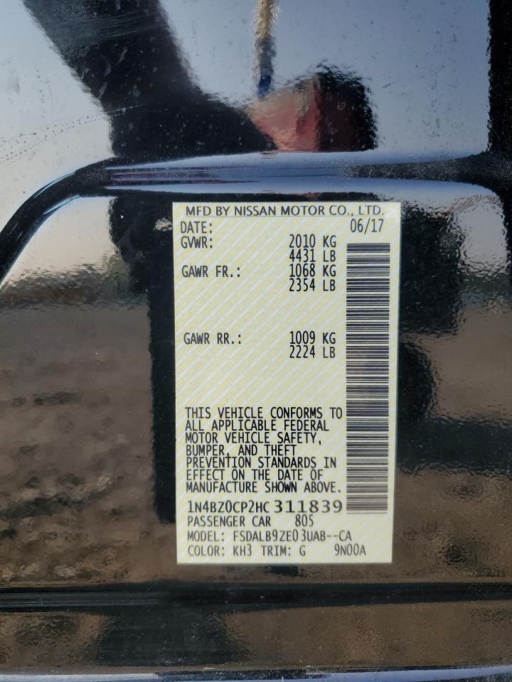 2017 NISSAN LEAF