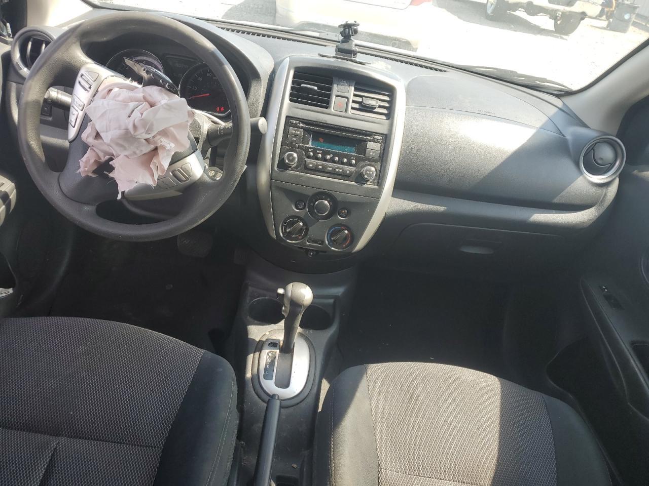 2016 NISSAN VERSA