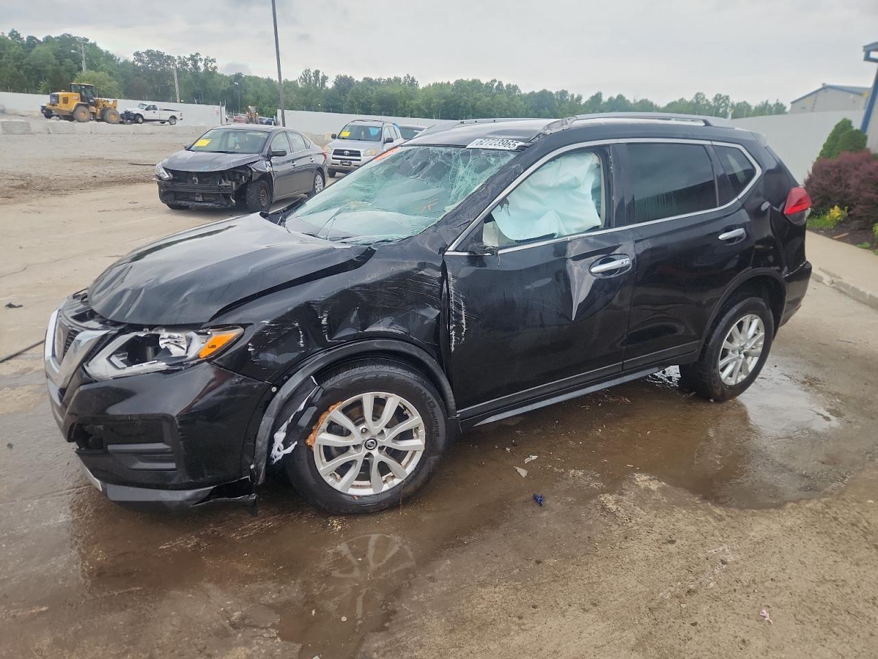 2017 NISSAN ROGUE