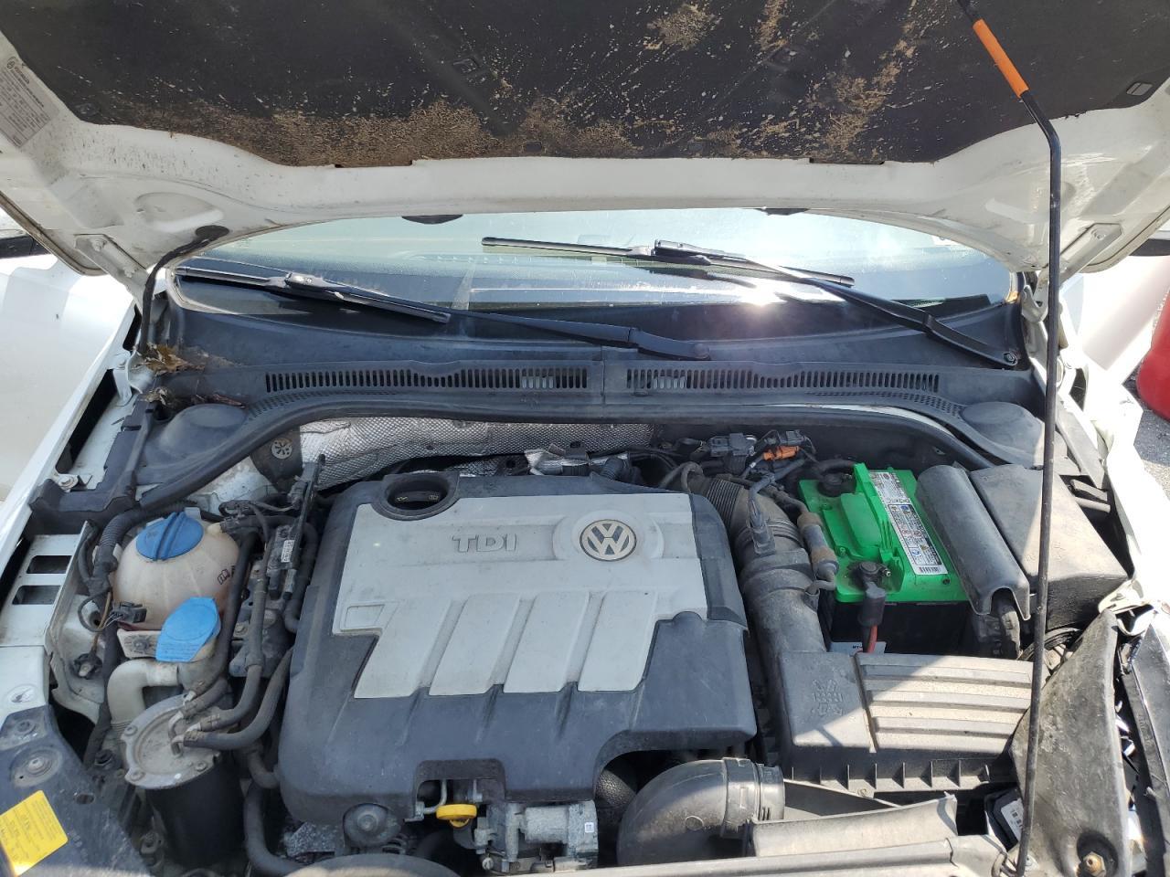 2014 VOLKSWAGEN JETTA