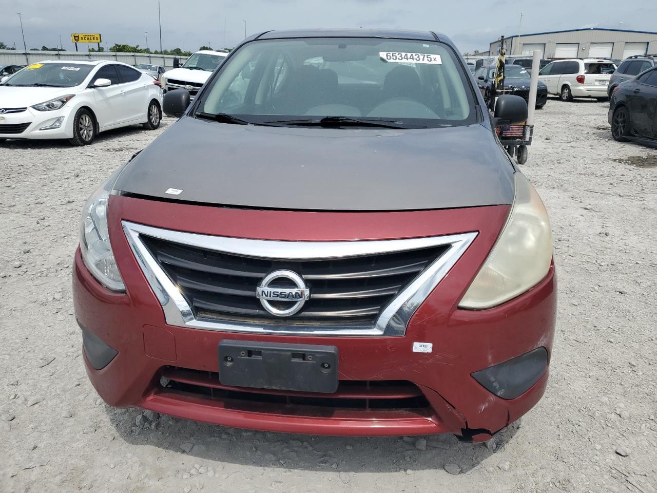 2015 NISSAN VERSA